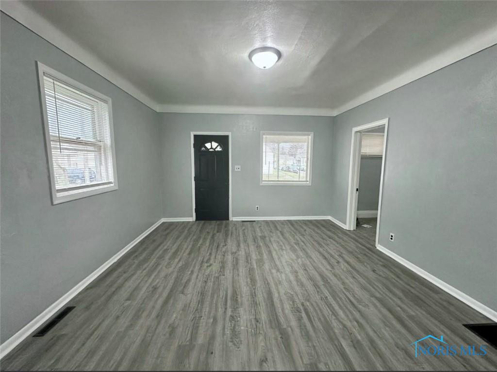 2916 Elm Street