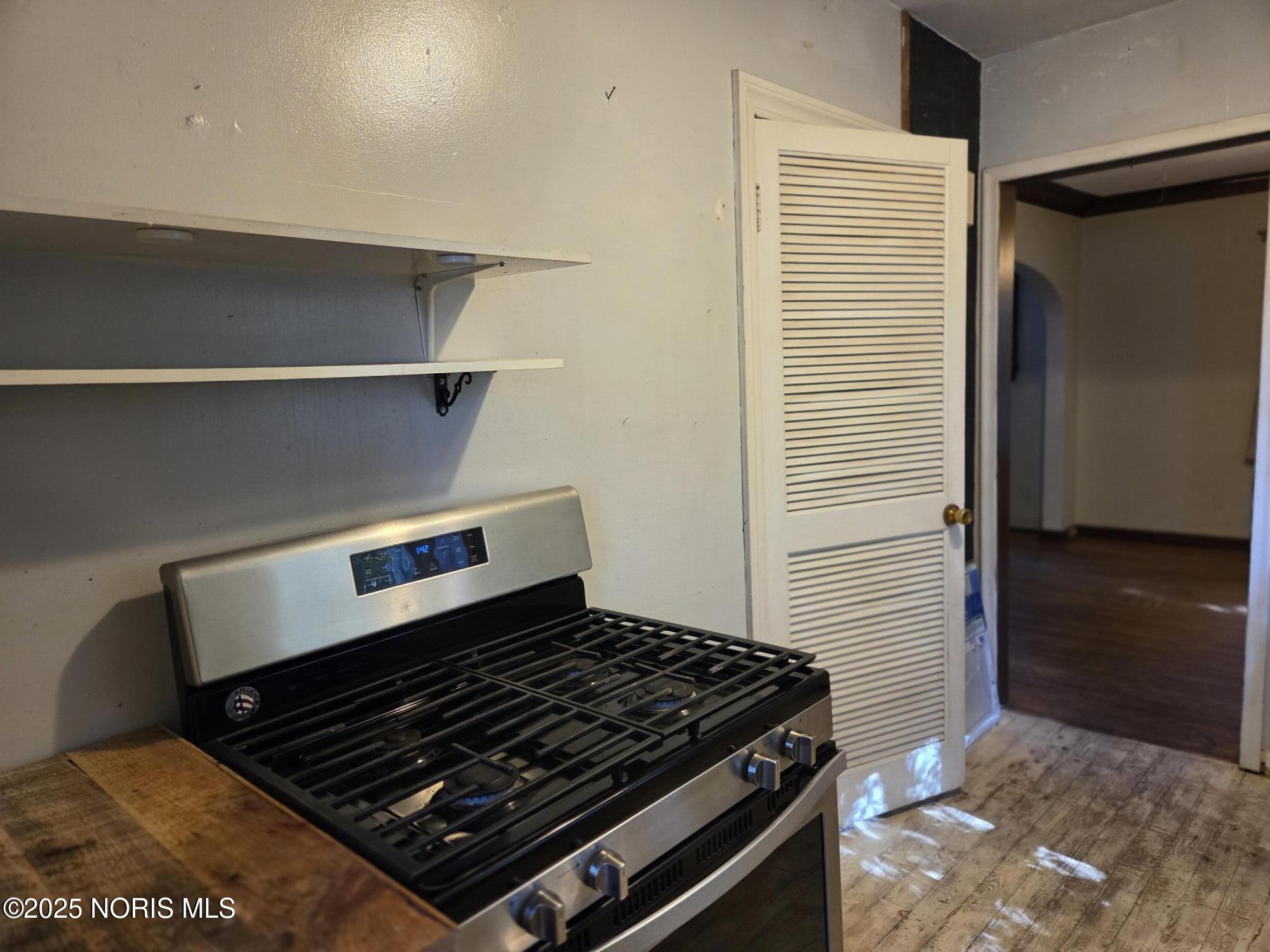 2433 Georgetown Avenue