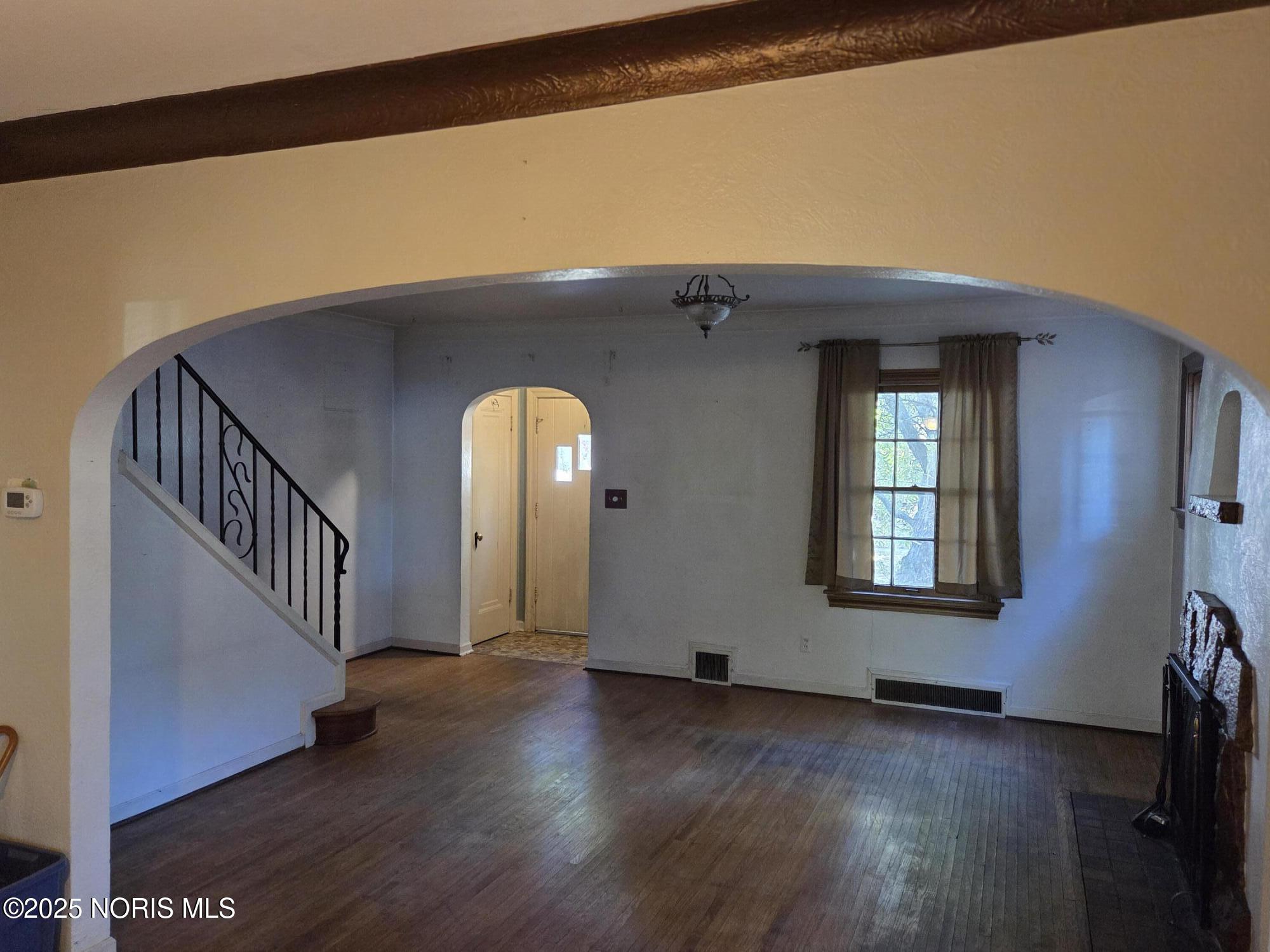 2433 Georgetown Avenue