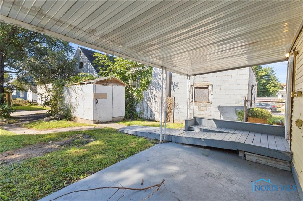 1204 Navarre Avenue