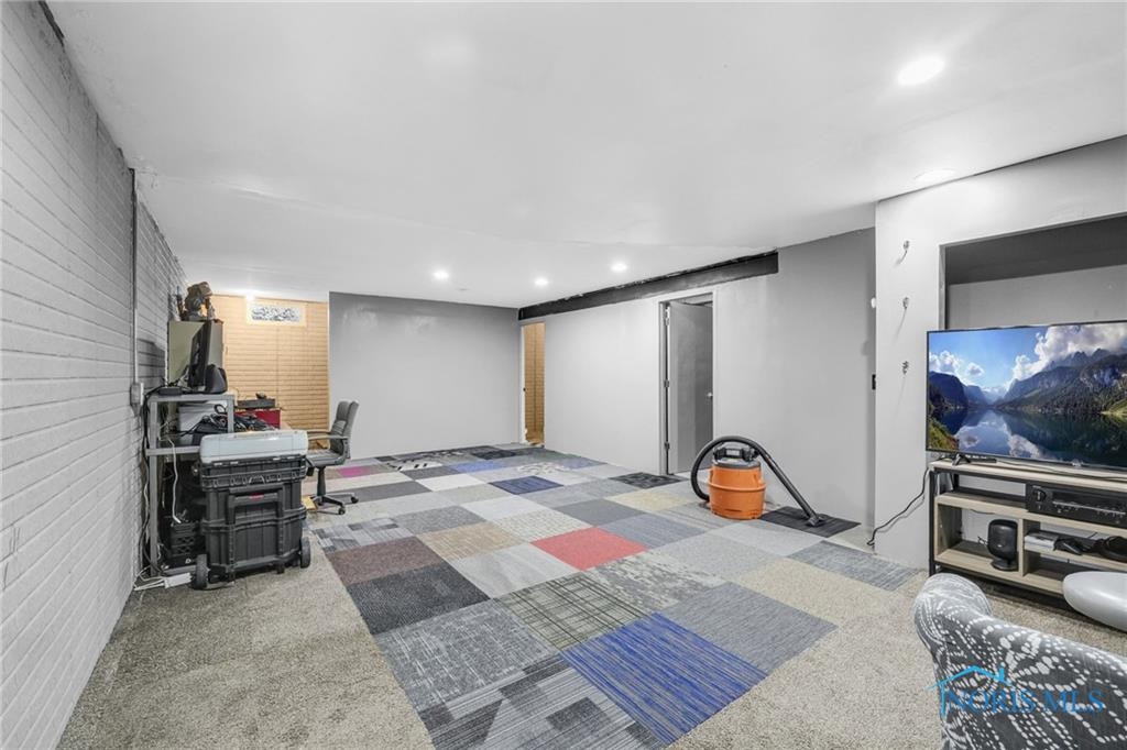 104 Boulis Drive