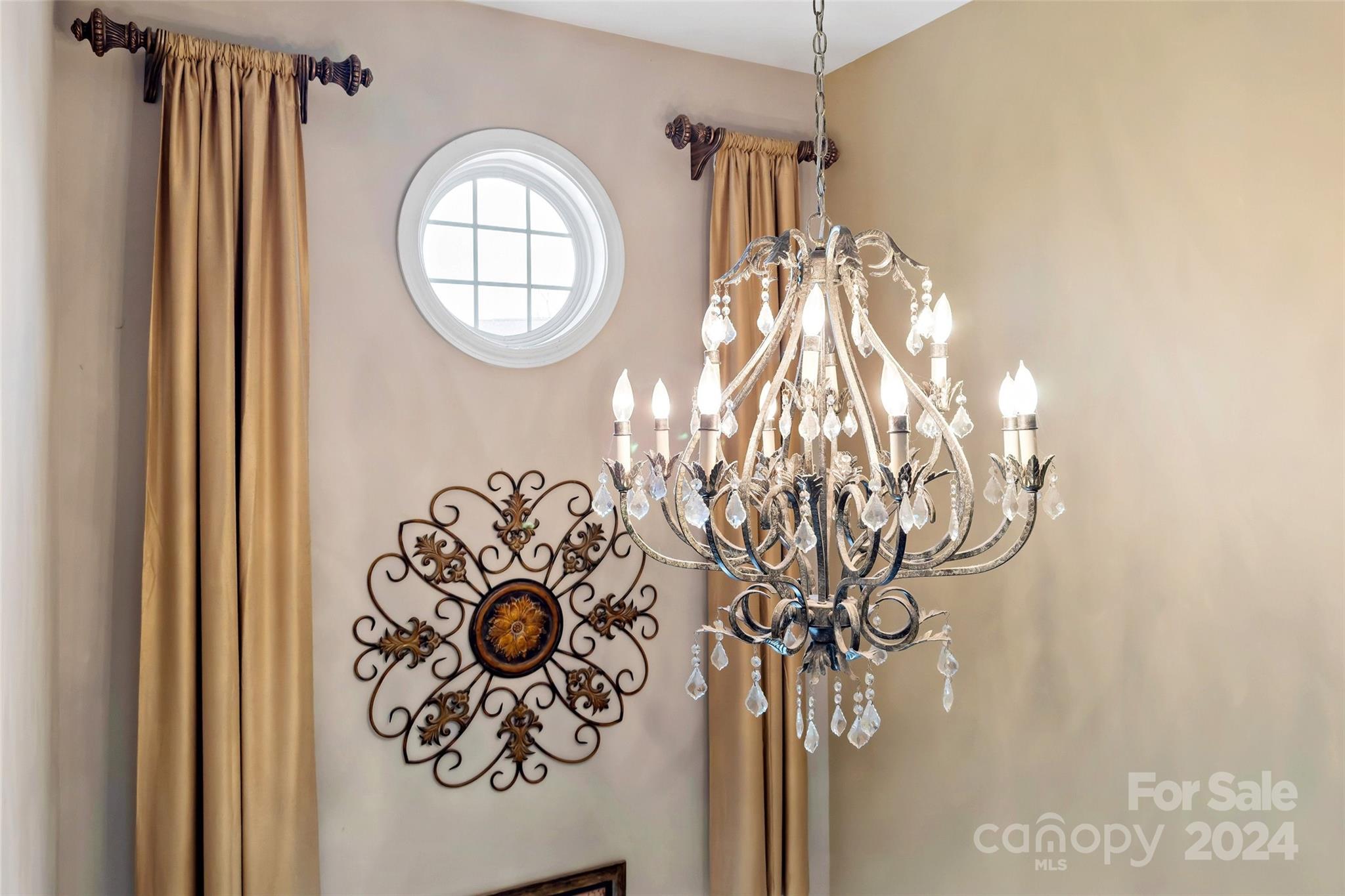 214 Rivercrest Boulevard