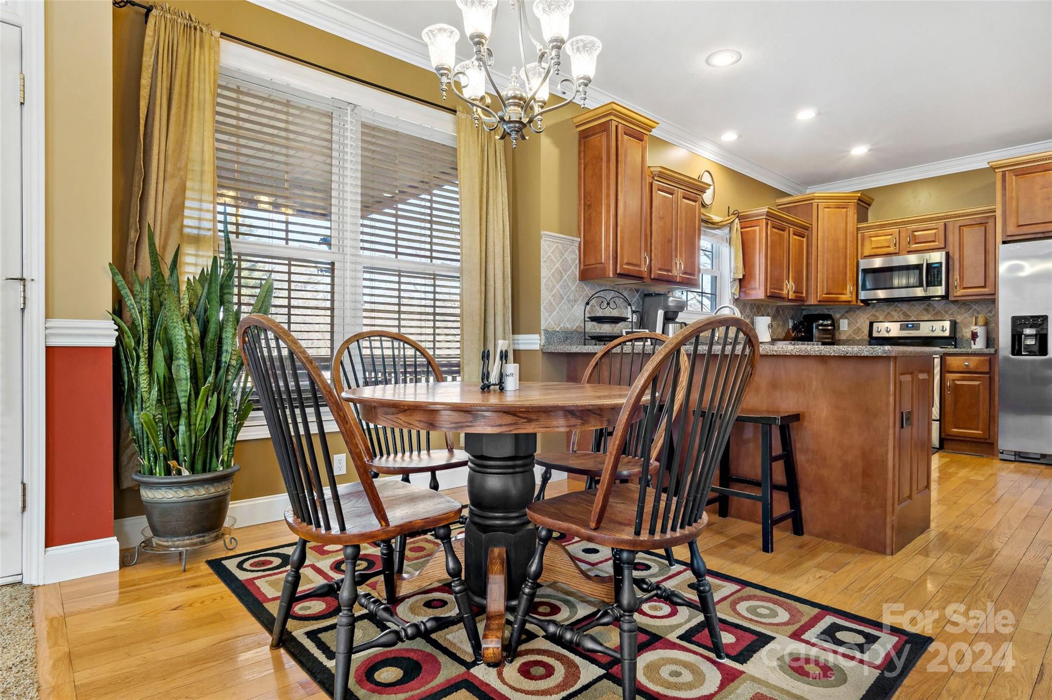 214 Rivercrest Boulevard