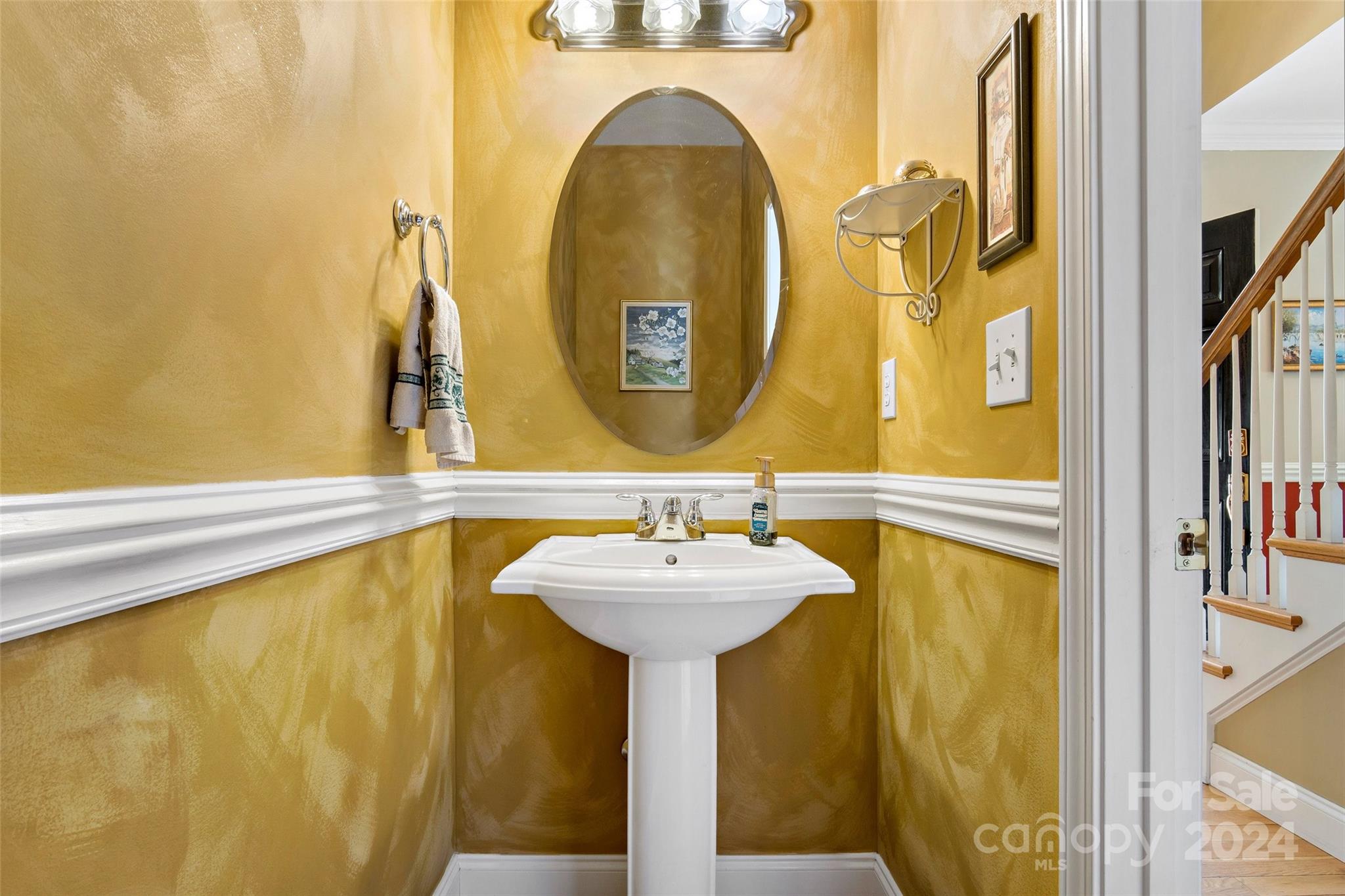 214 Rivercrest Boulevard