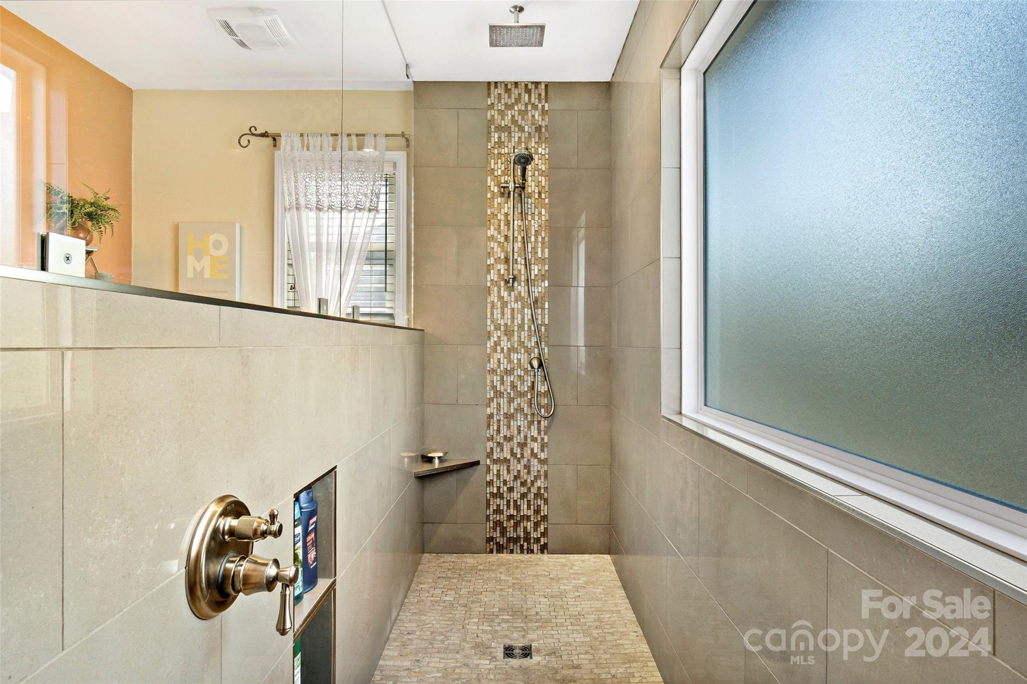 214 Rivercrest Boulevard