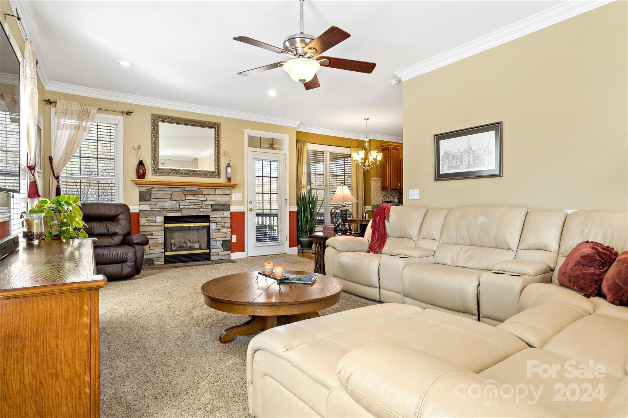 214 Rivercrest Boulevard