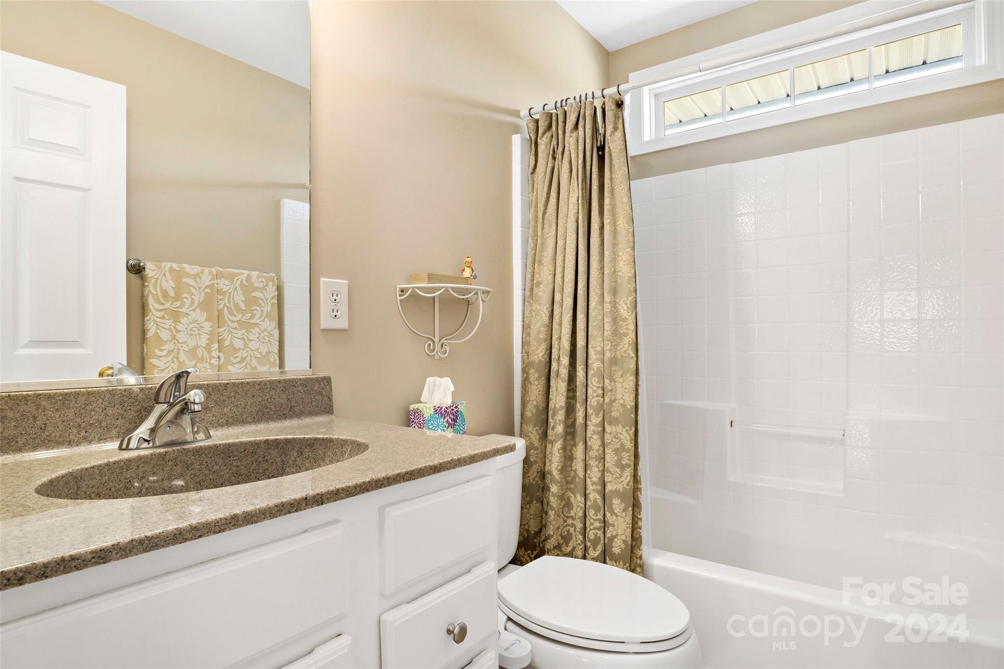 214 Rivercrest Boulevard