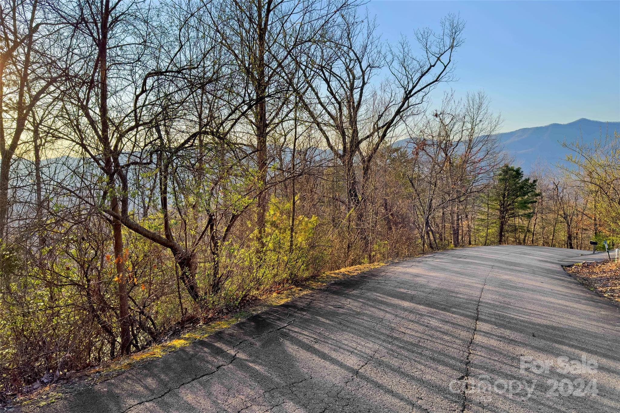 19 Robin Ridge Unit: R2