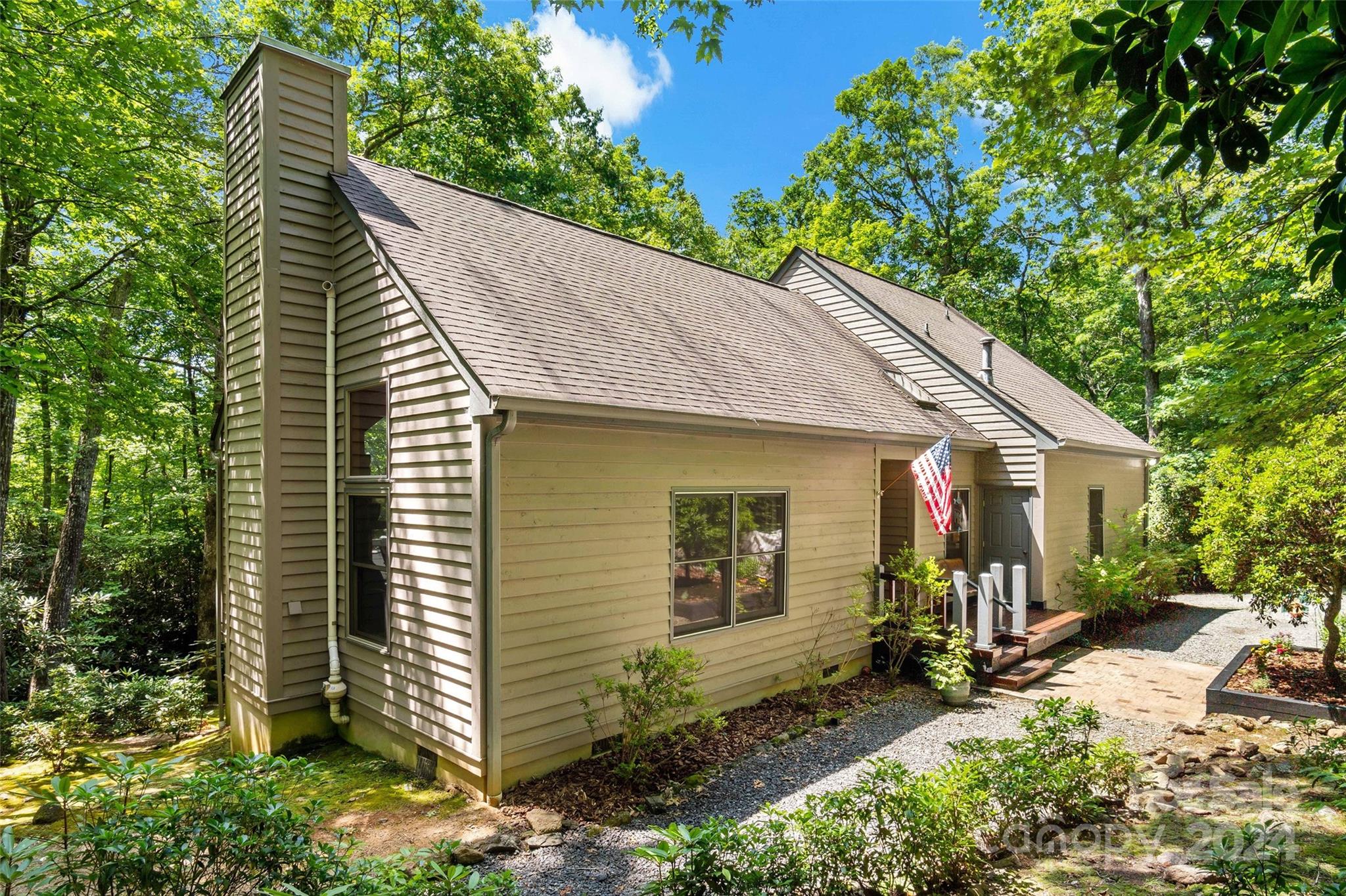 203 St Andrews Place