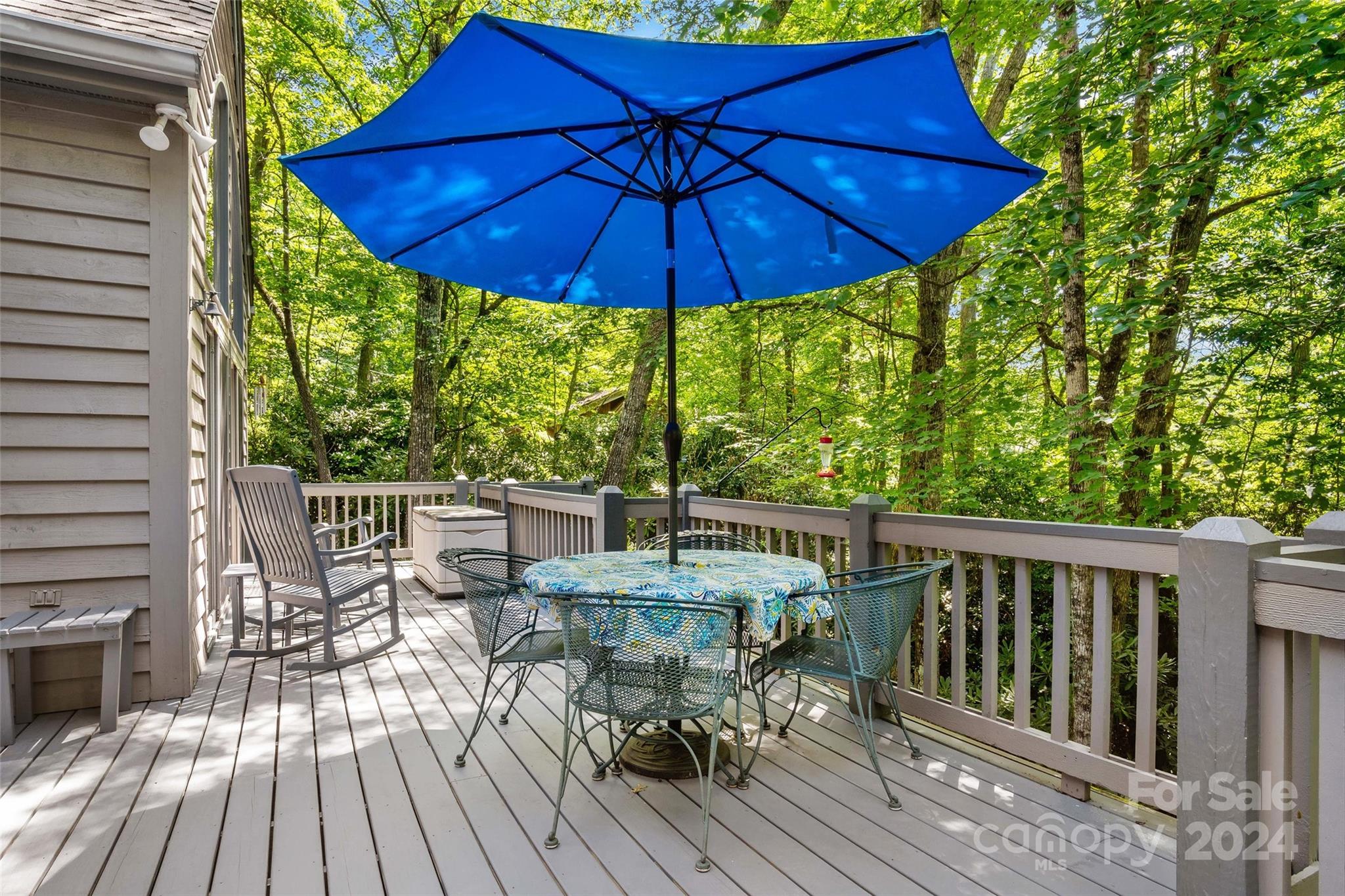 203 St Andrews Place