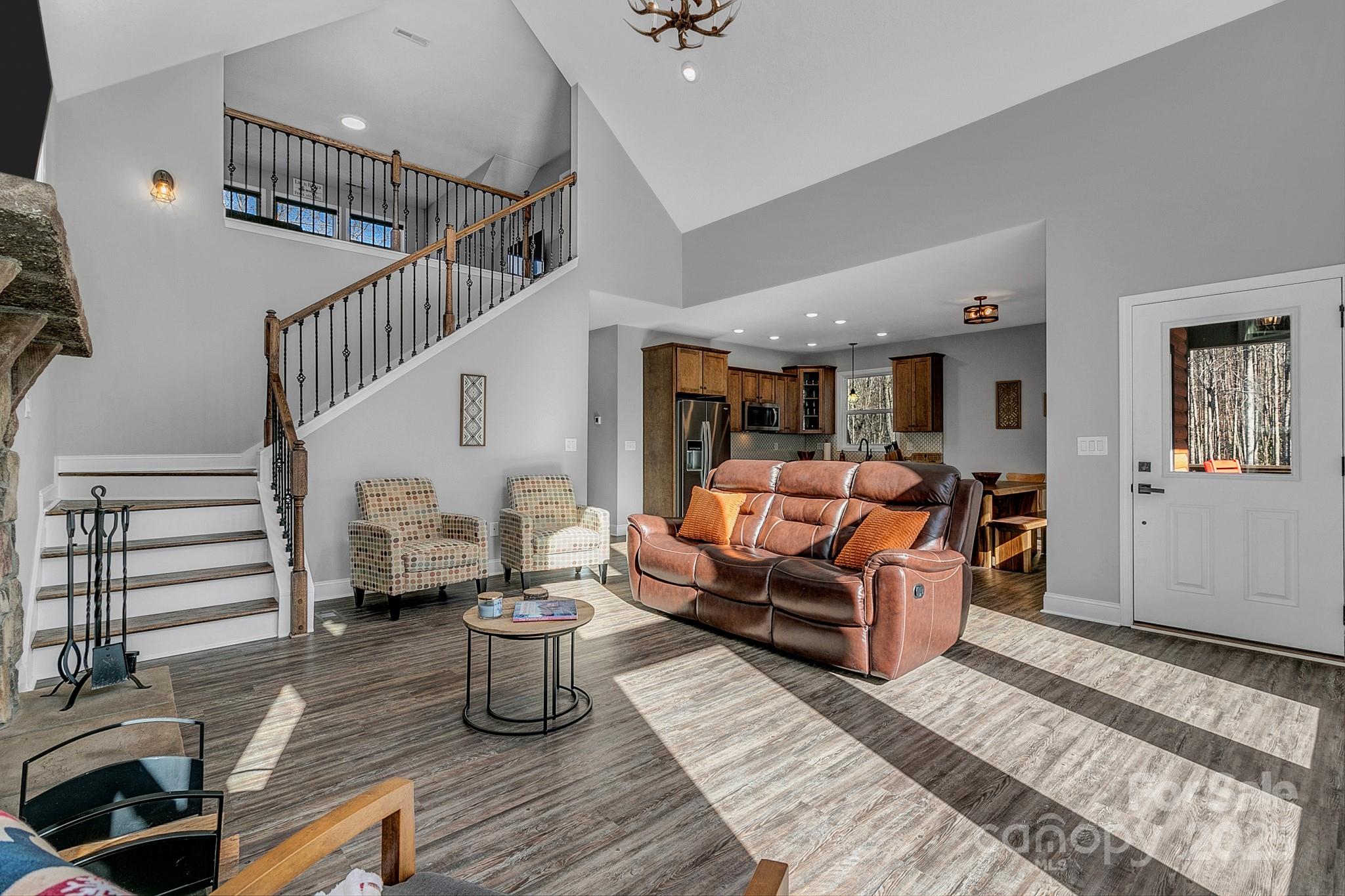 285 Arcadia Falls Way