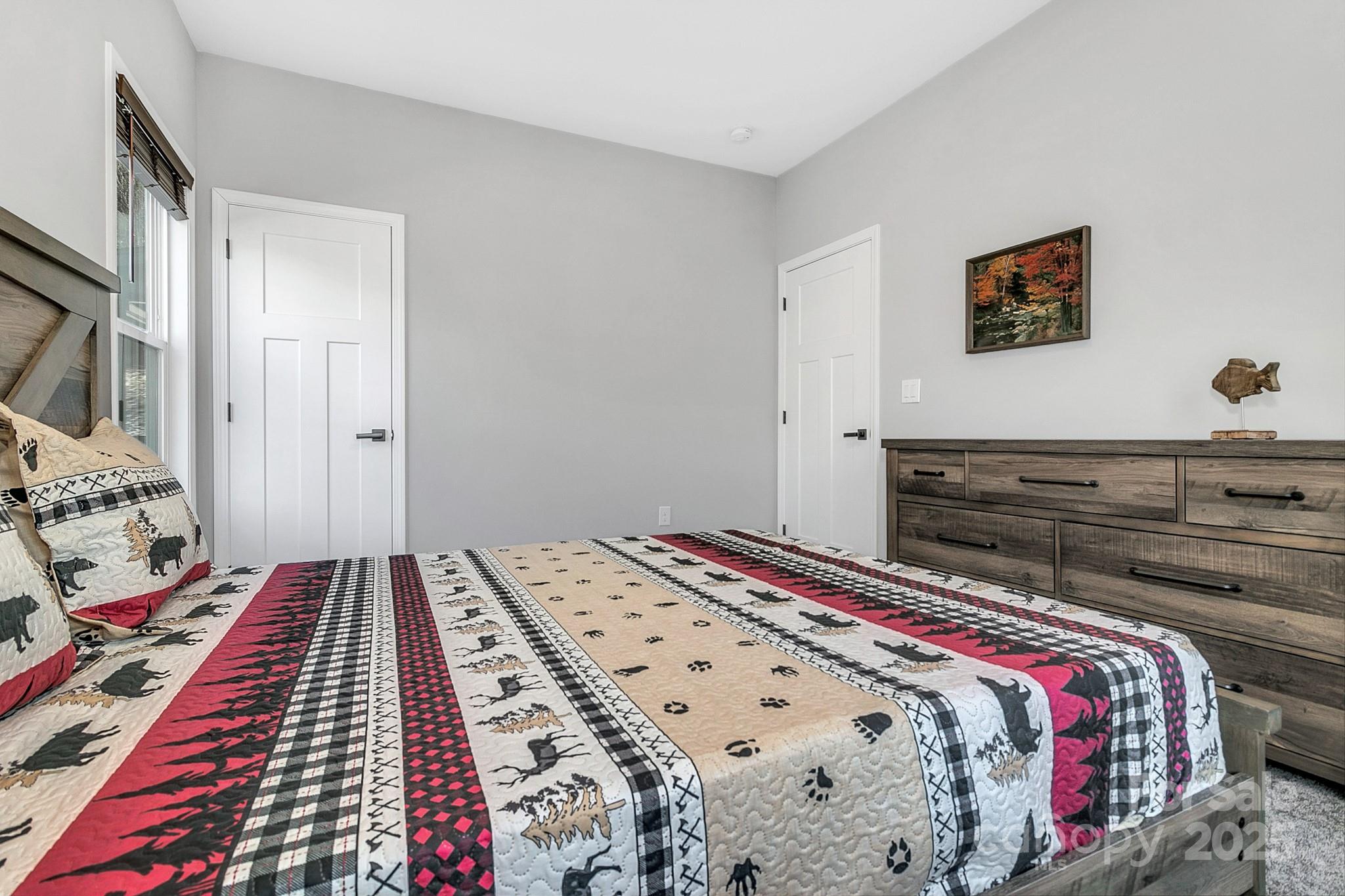 285 Arcadia Falls Way