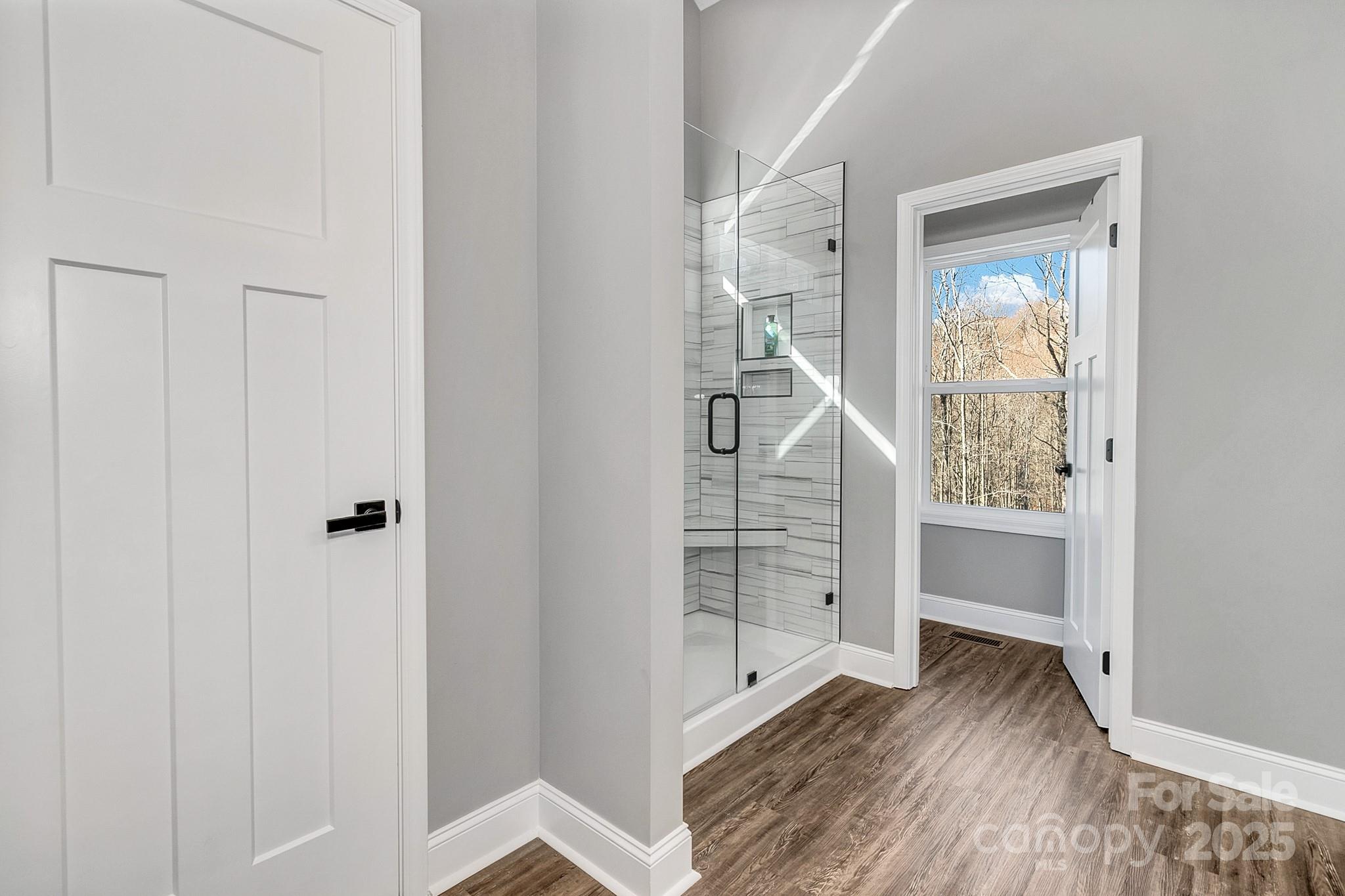 285 Arcadia Falls Way