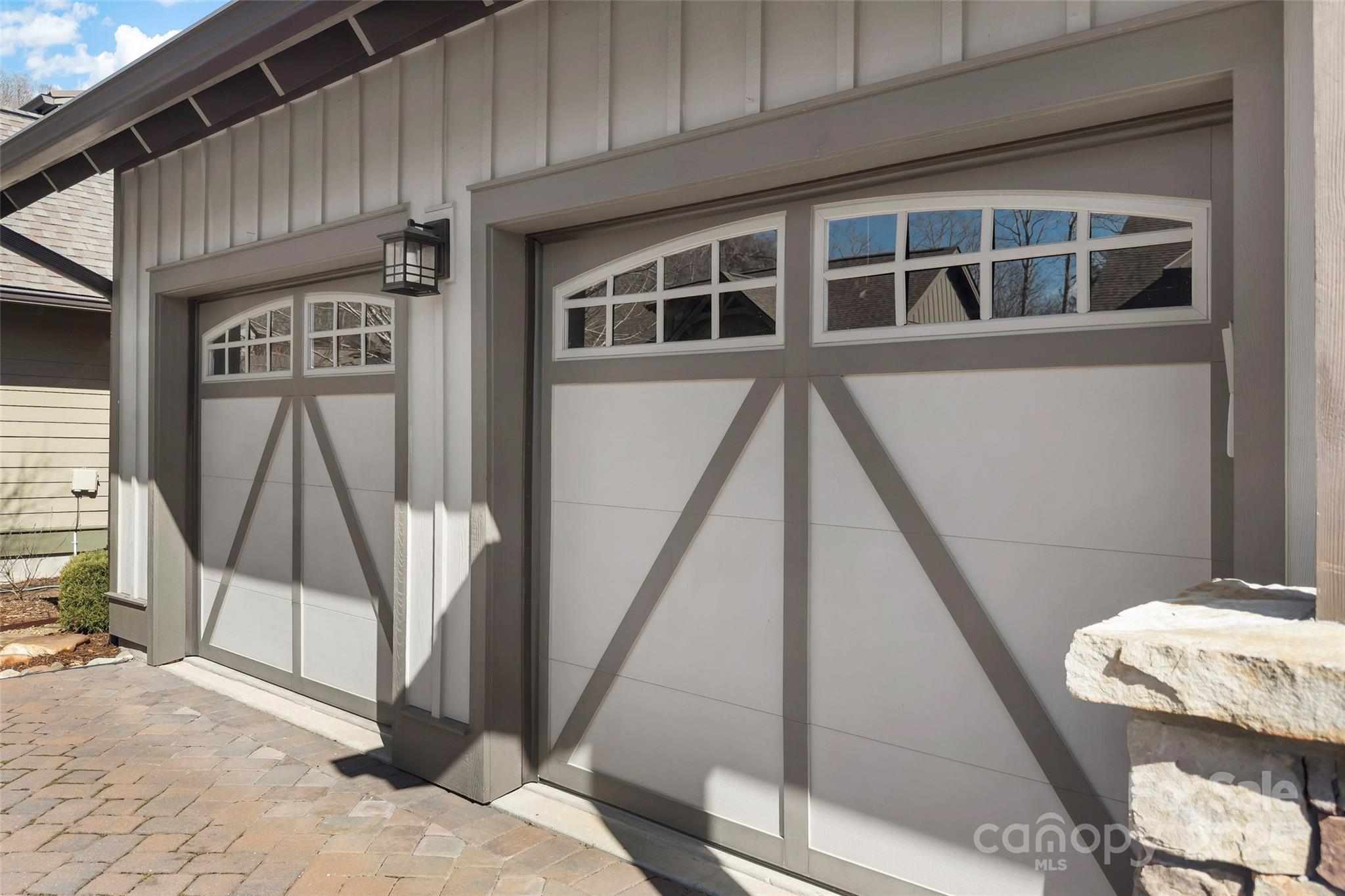 22 Stills Creek Loop