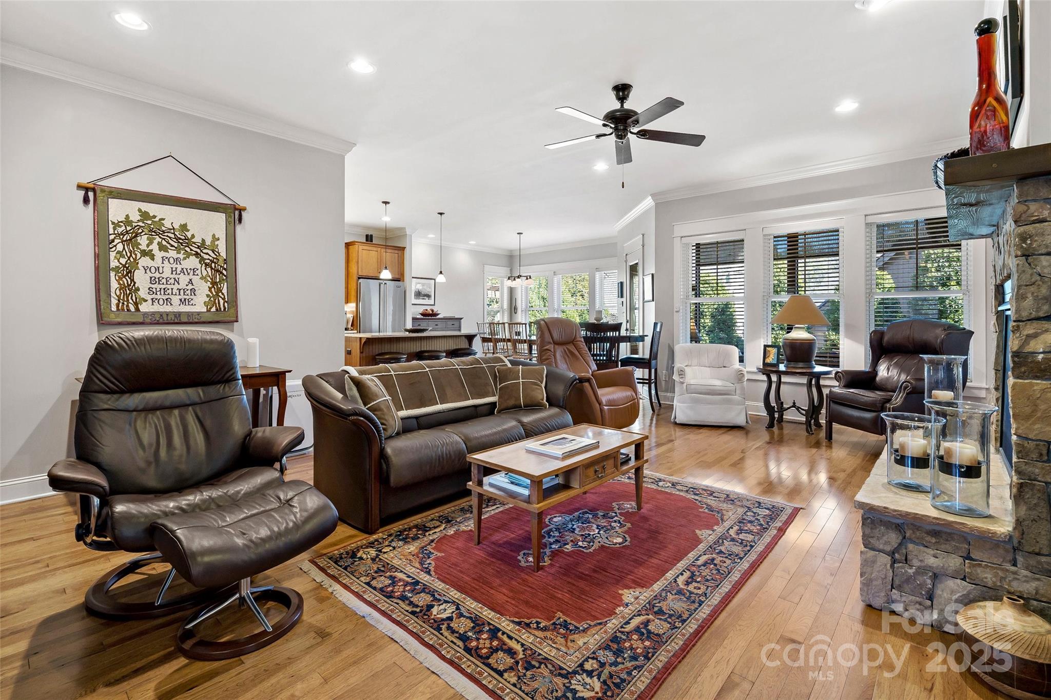 22 Stills Creek Loop