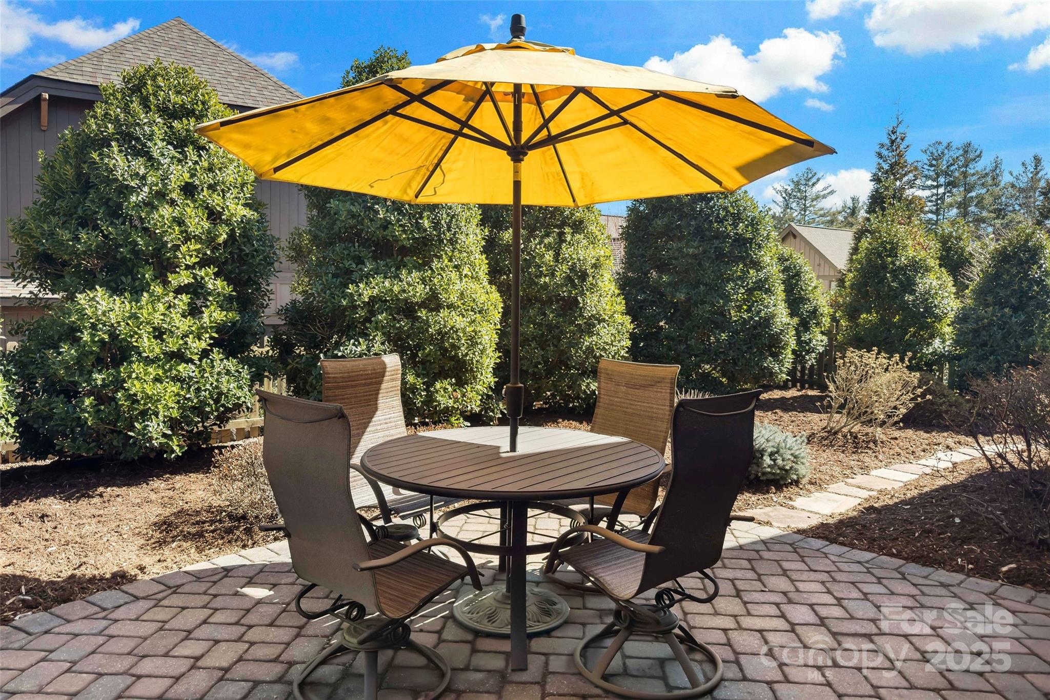 22 Stills Creek Loop