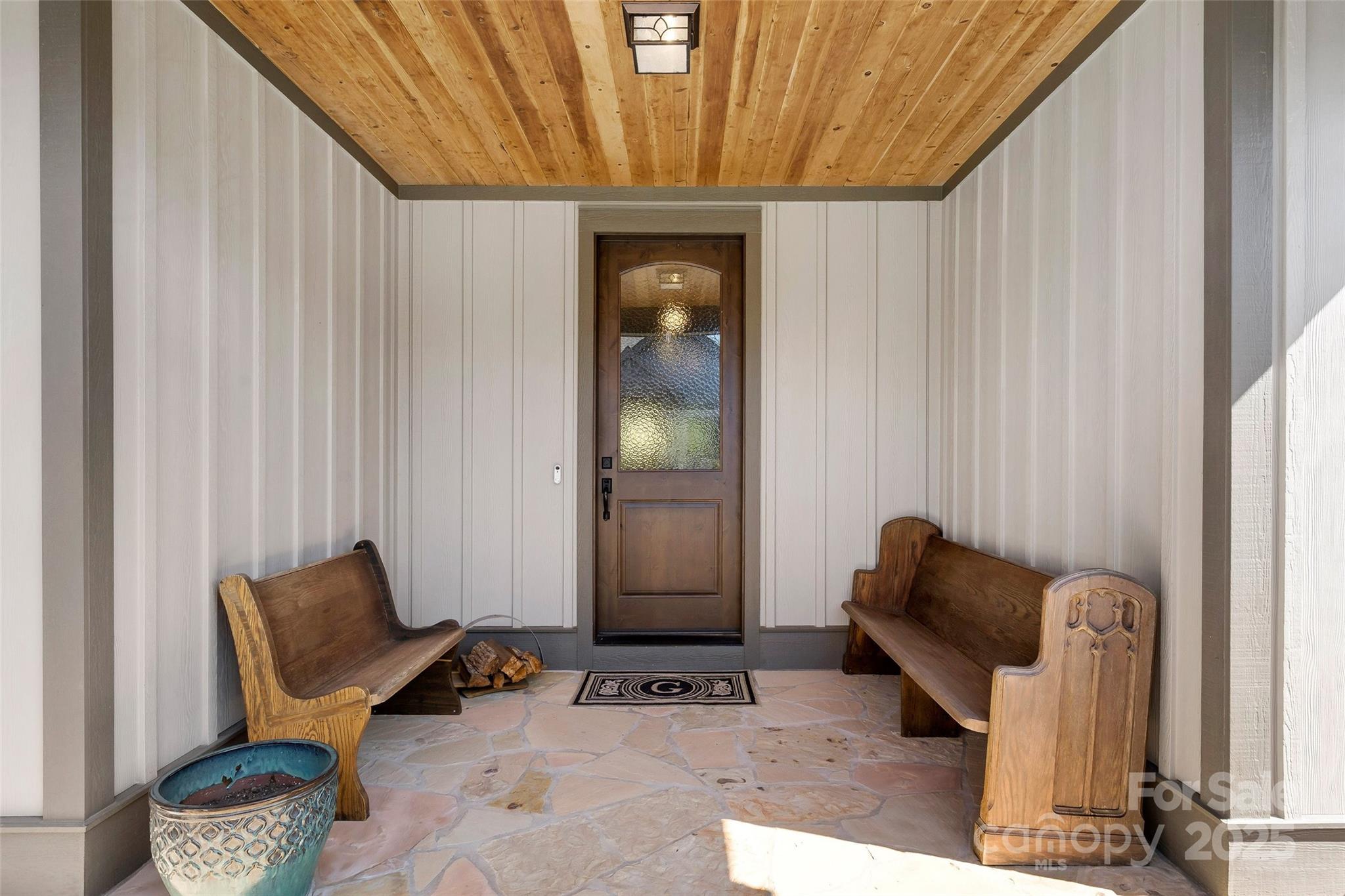 22 Stills Creek Loop