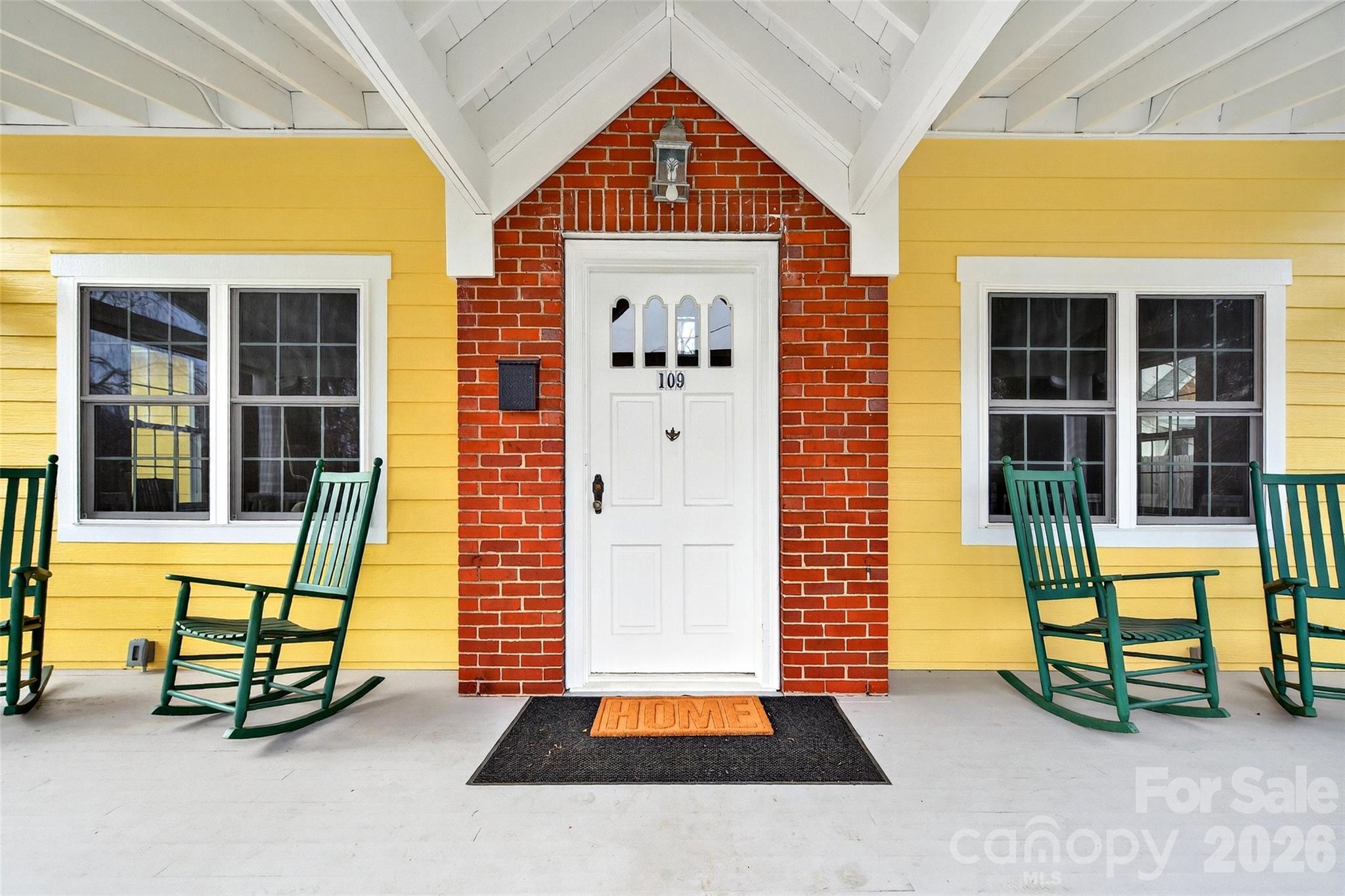 109 N Dougherty Street