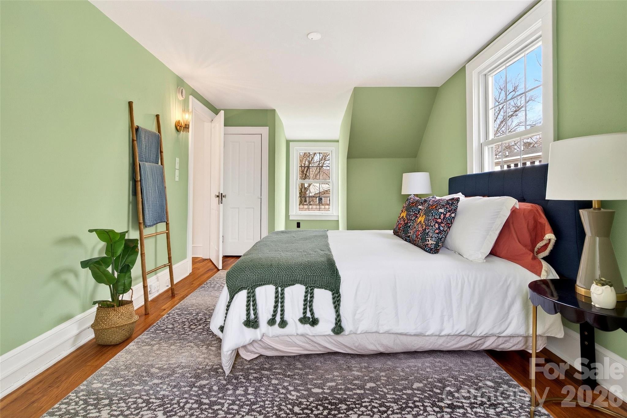 109 N Dougherty Street