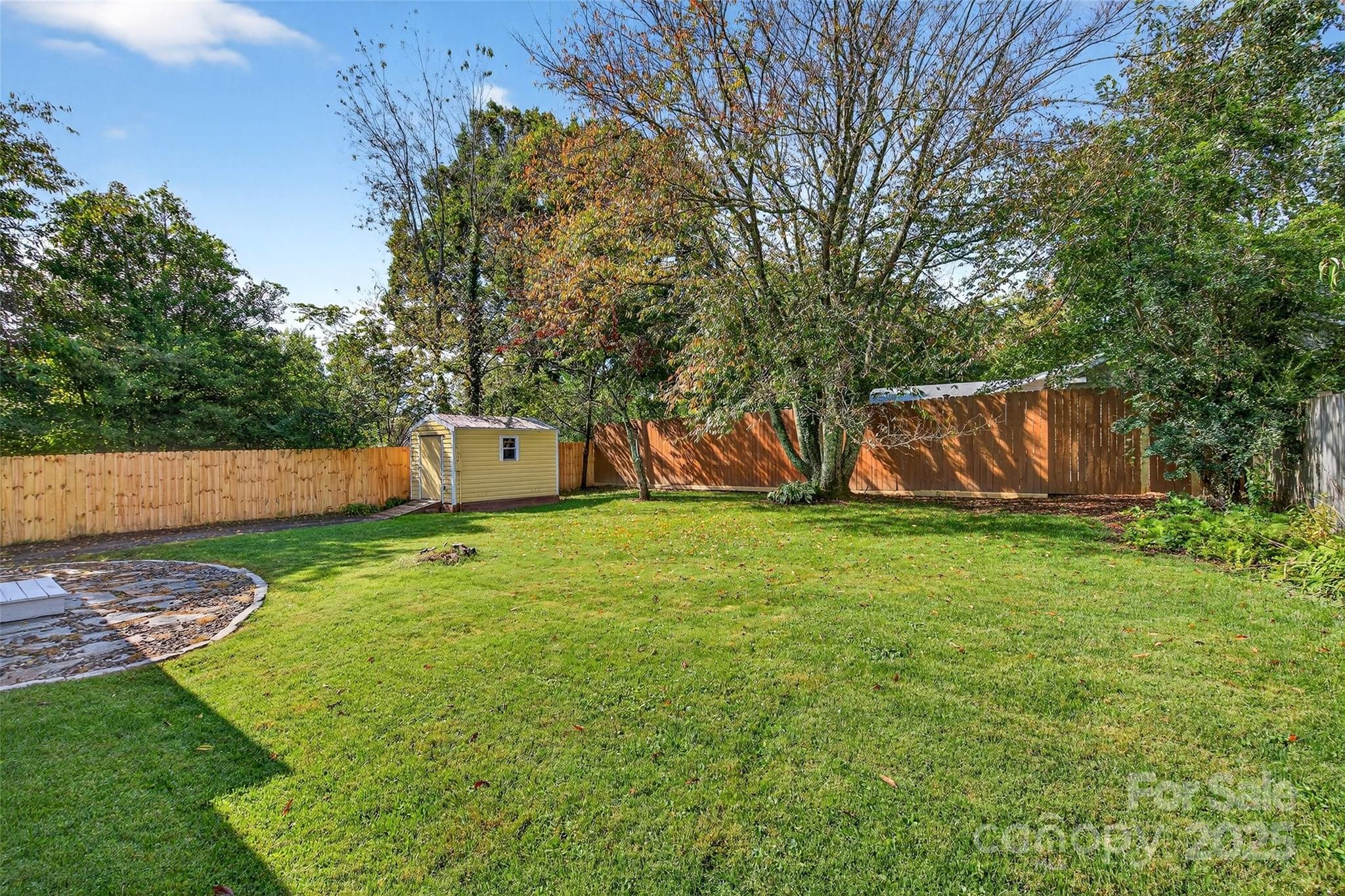 109 N Dougherty Street