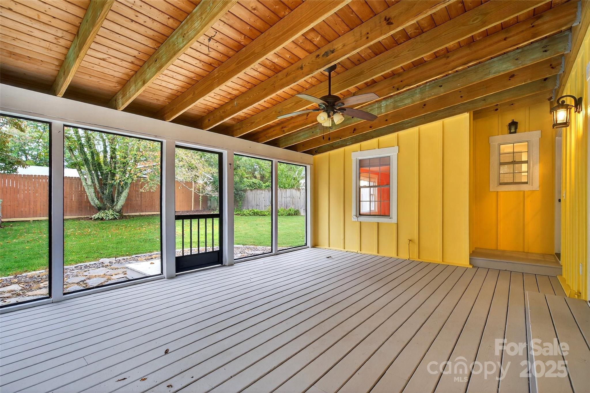 109 N Dougherty Street