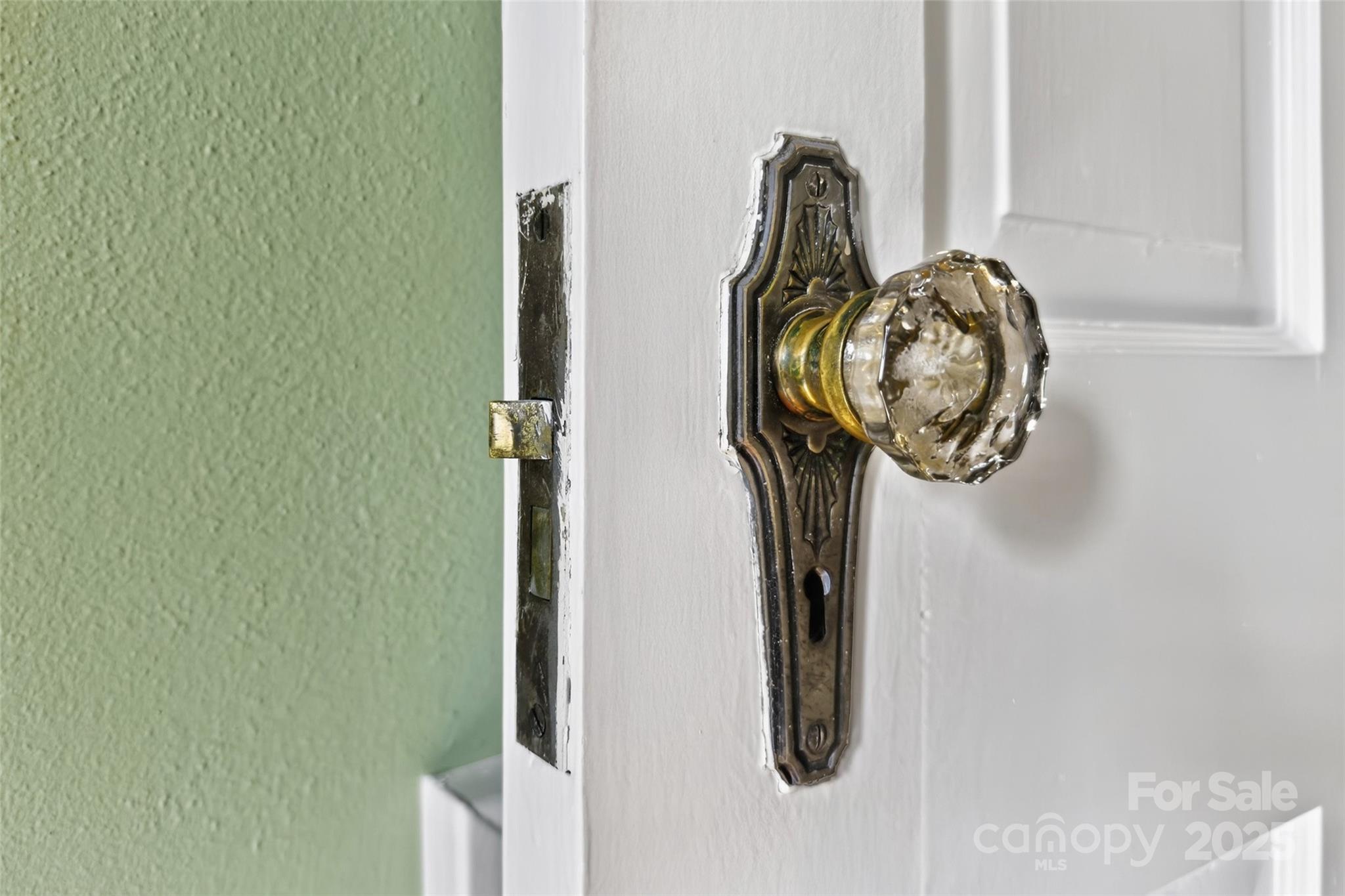 109 N Dougherty Street