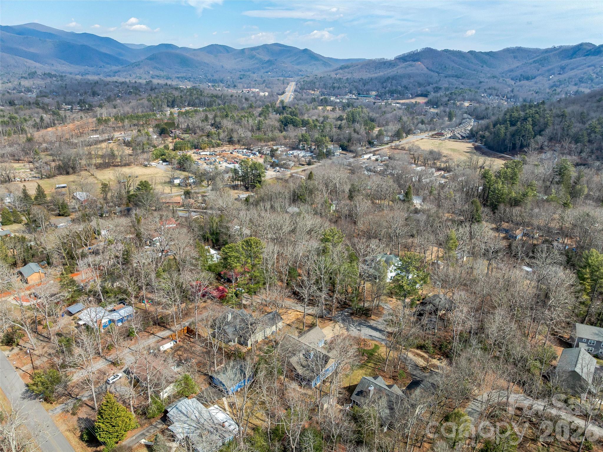 25 Woodbend Lane