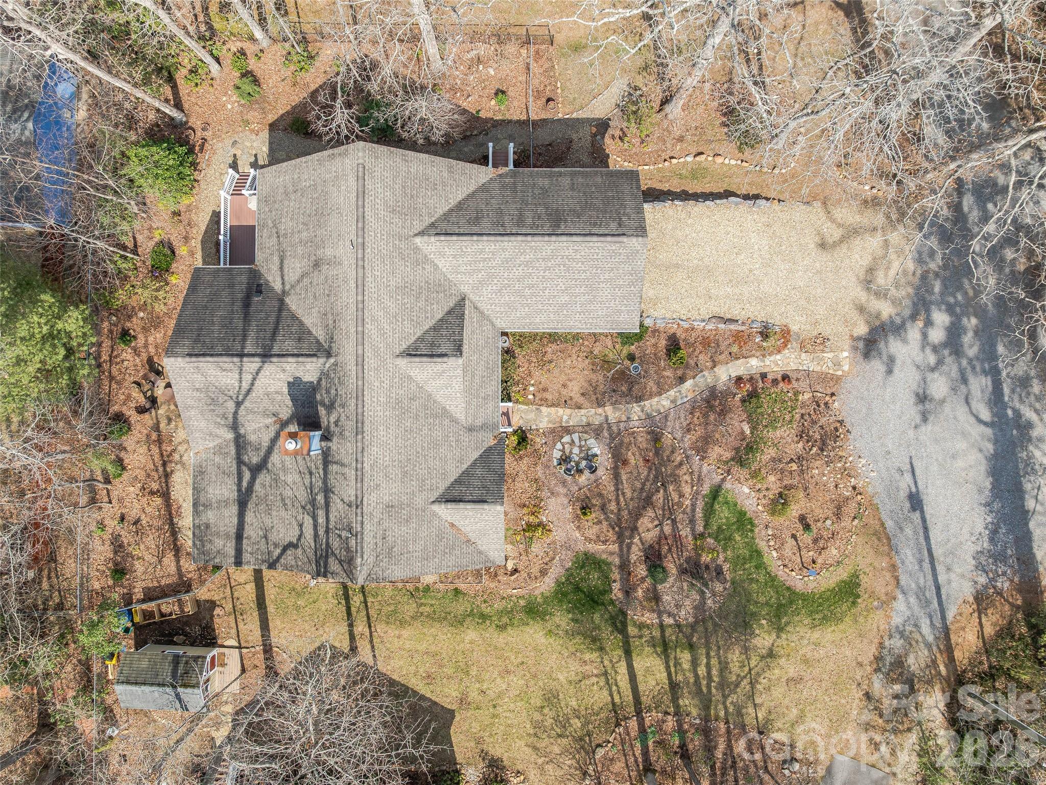25 Woodbend Lane