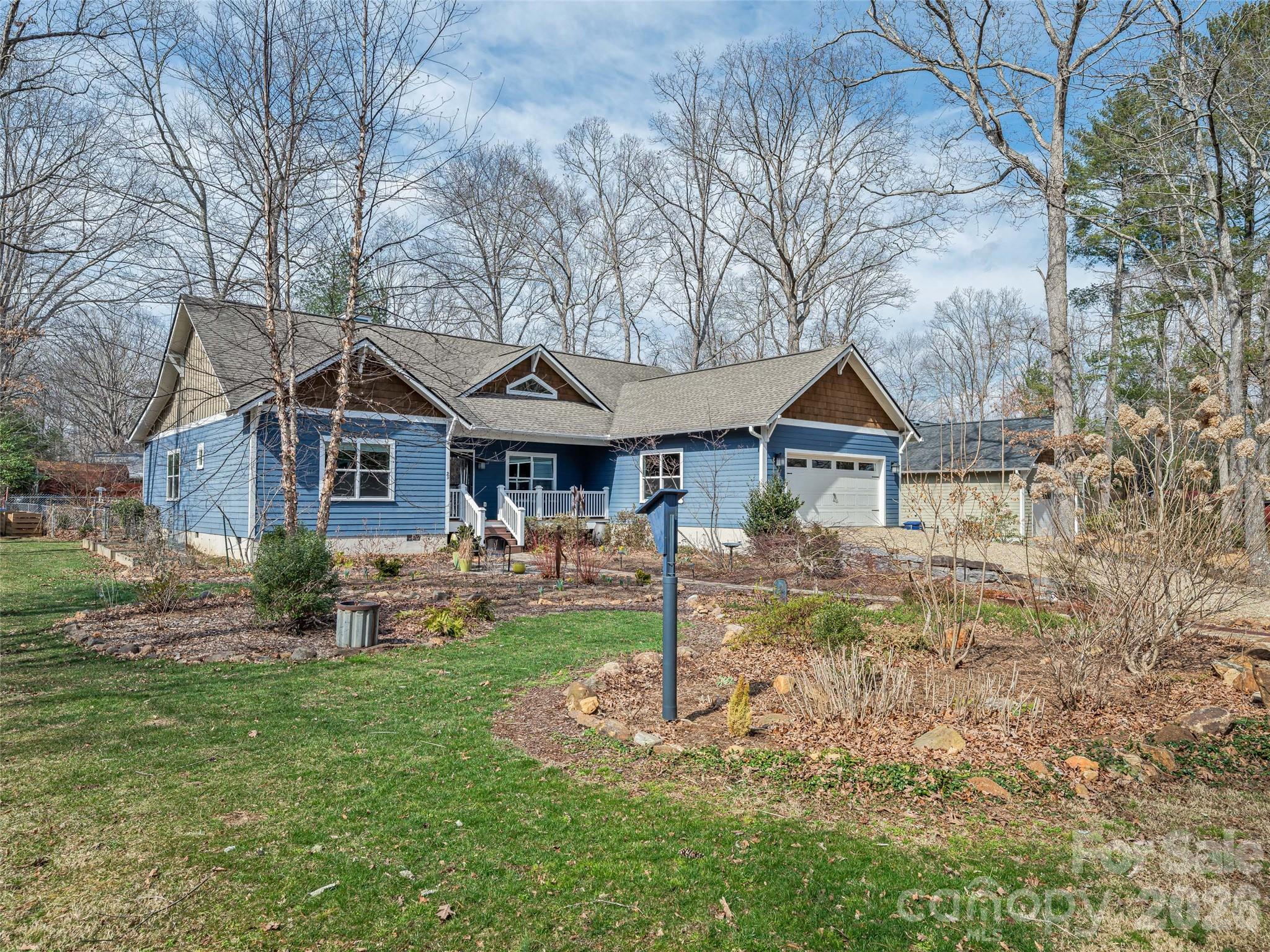 25 Woodbend Lane