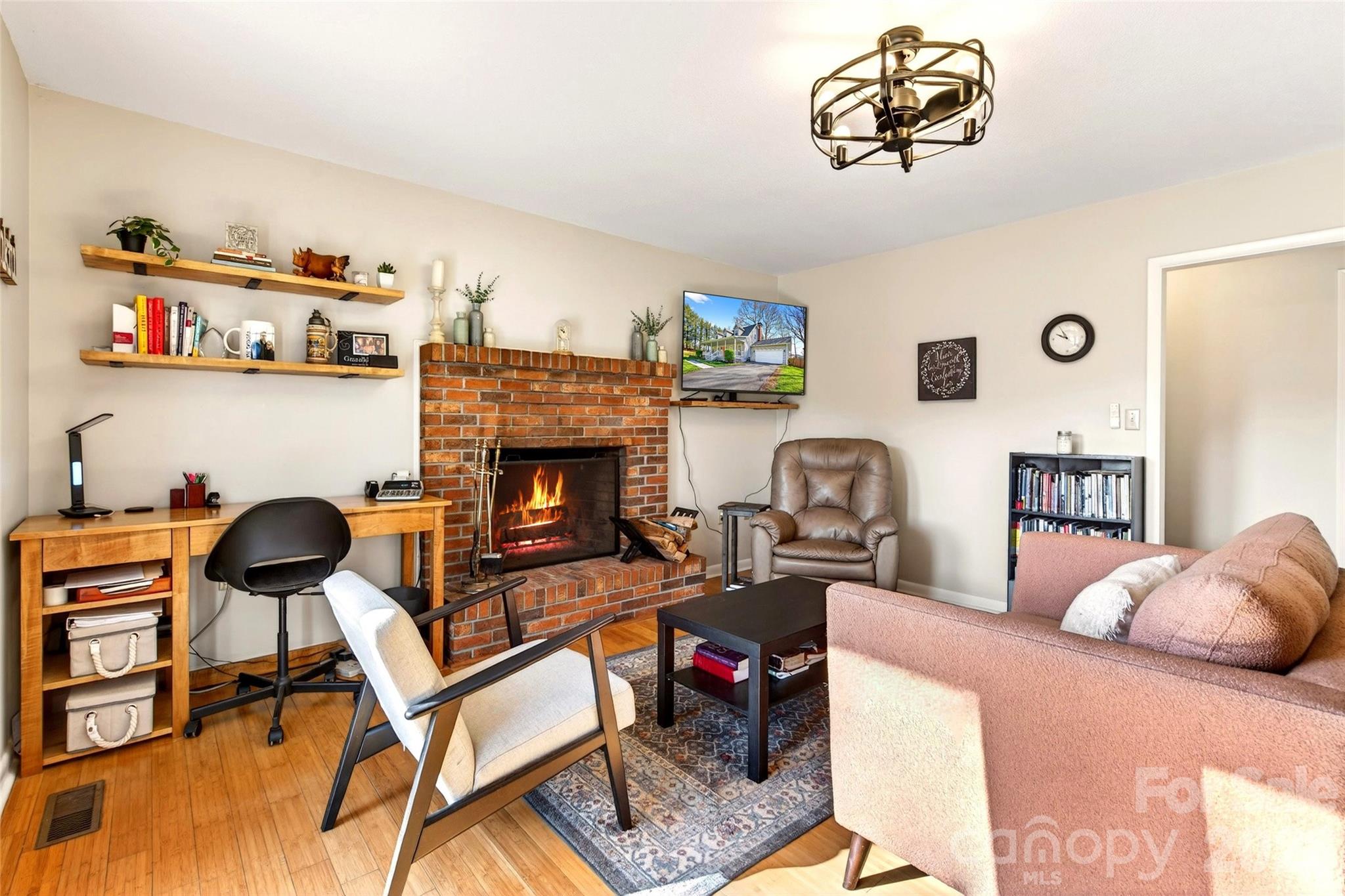 102 Charles Ridge Road