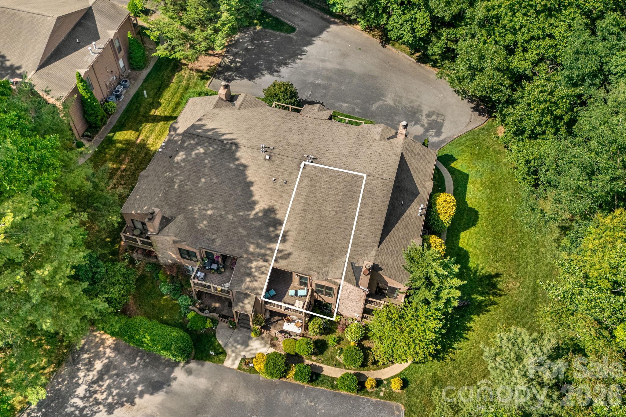 60 Ravencroft Lane