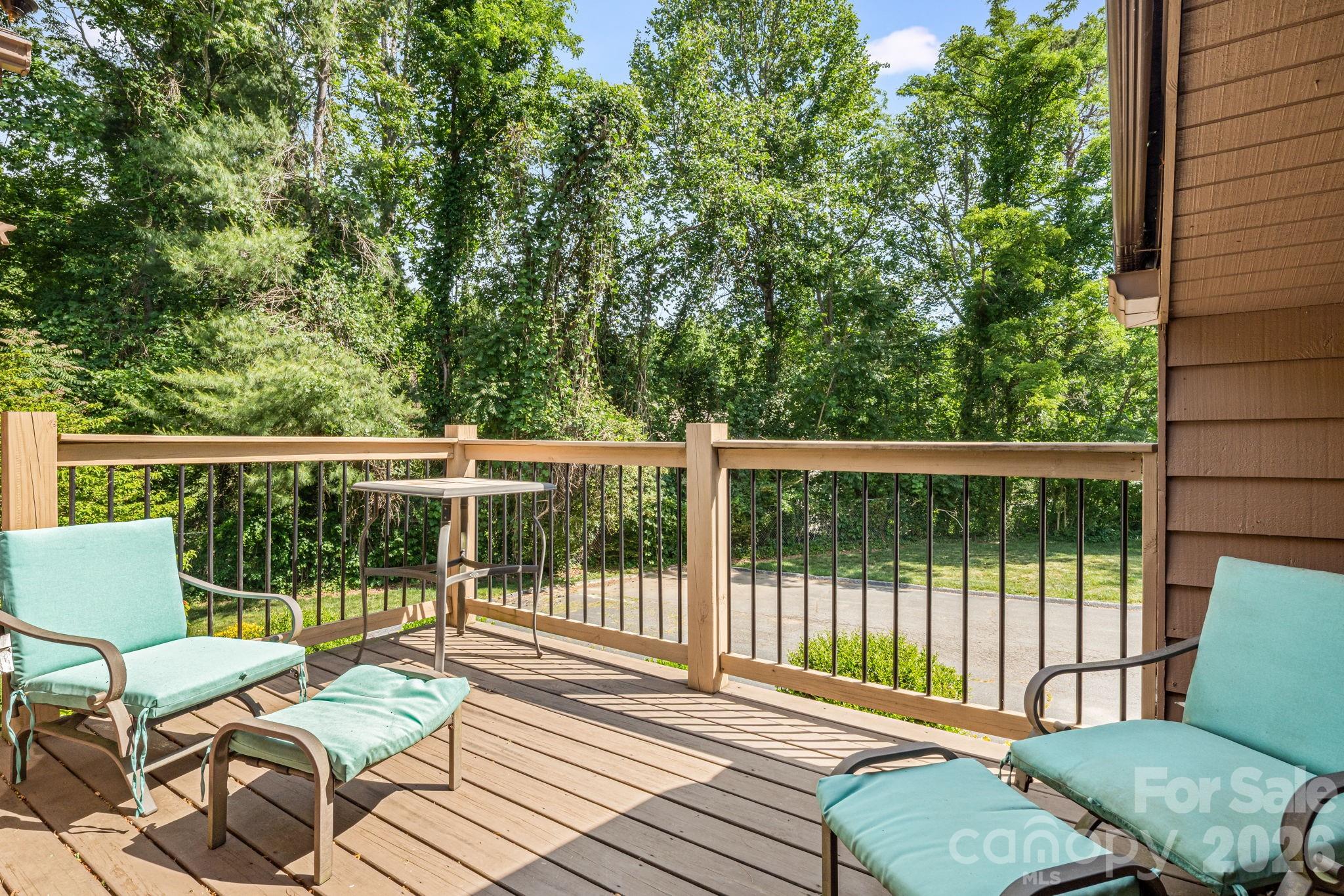 60 Ravencroft Lane