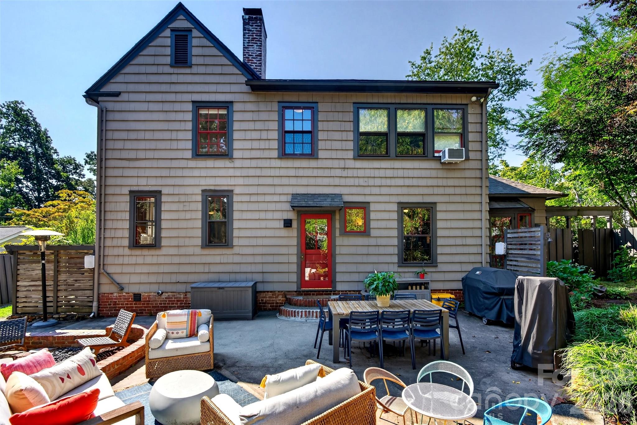 109 1st Street