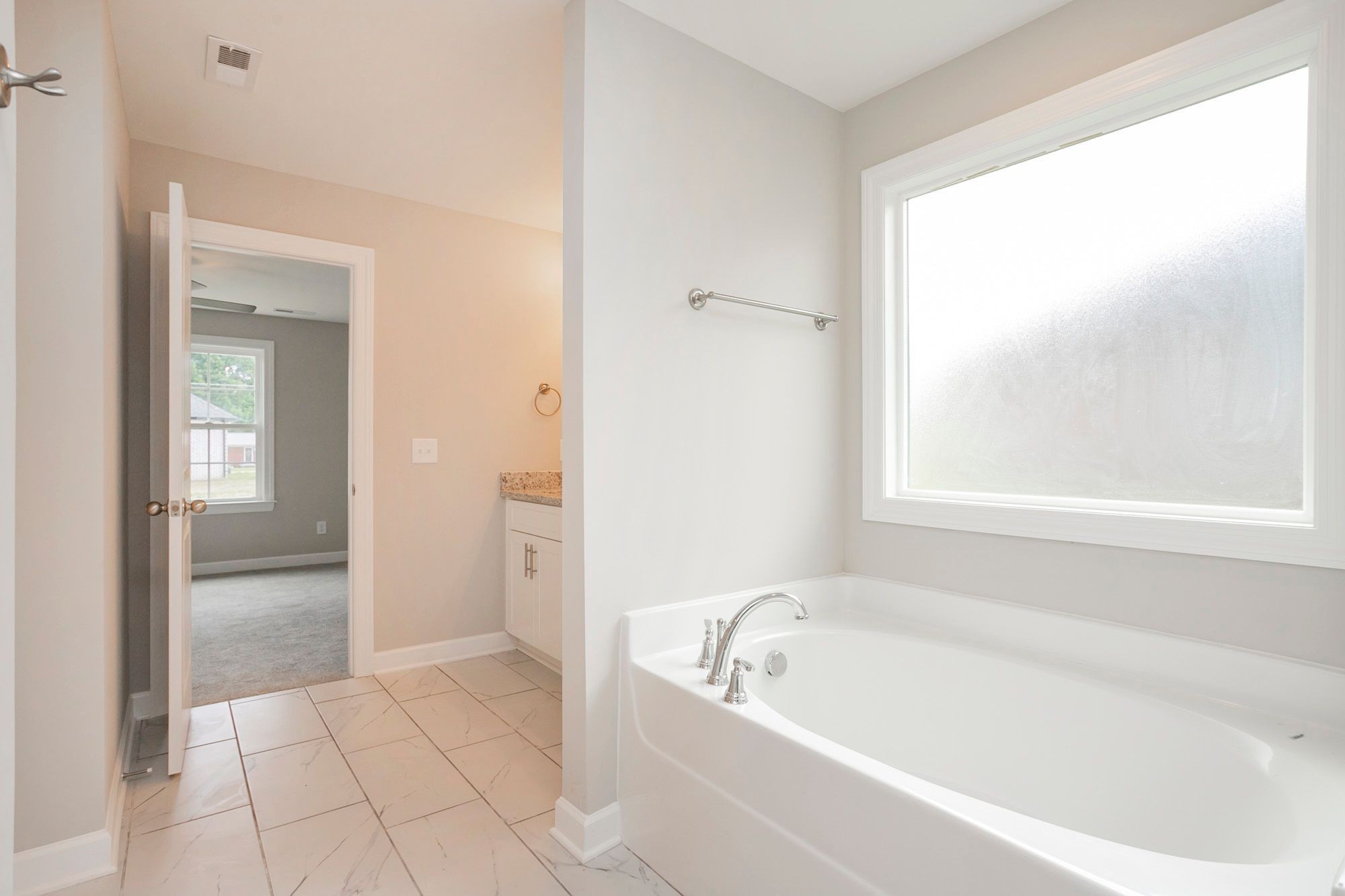 180 Pinnacle Point Lane