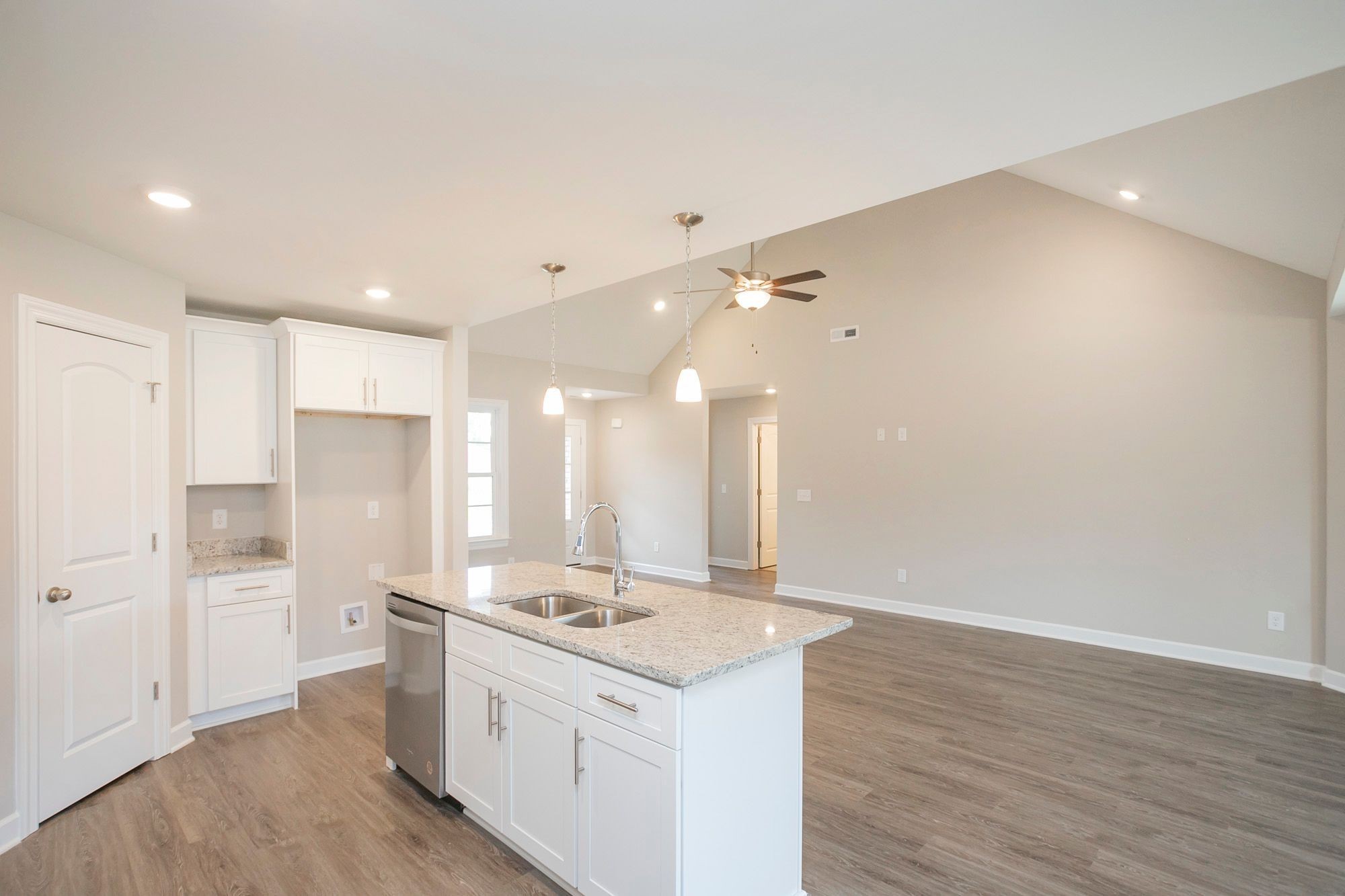 180 Pinnacle Point Lane