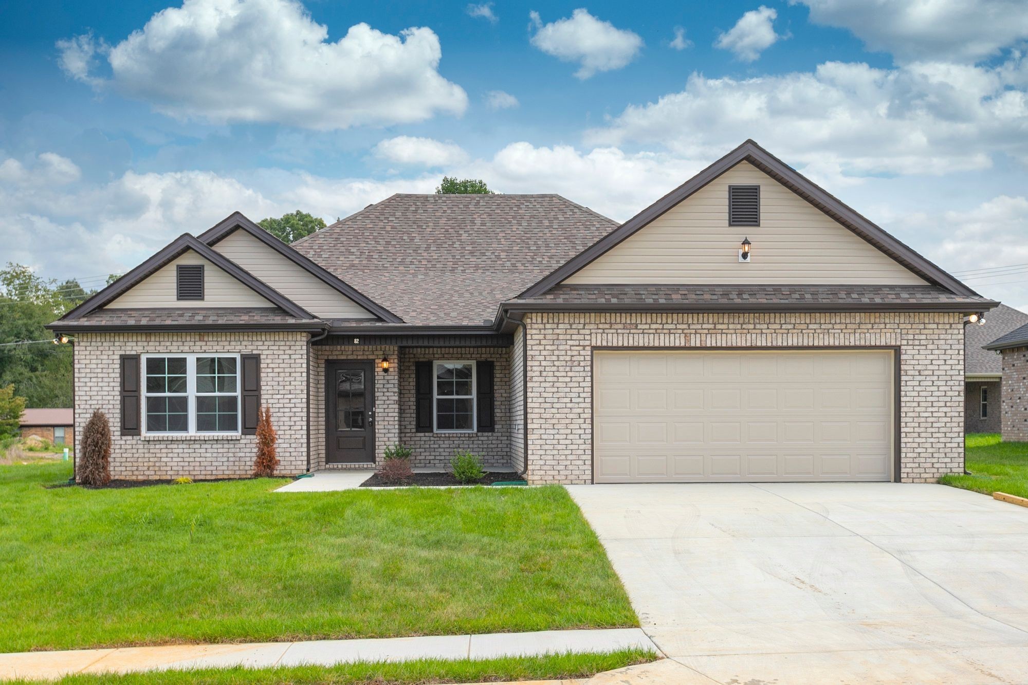 180 Pinnacle Point Lane