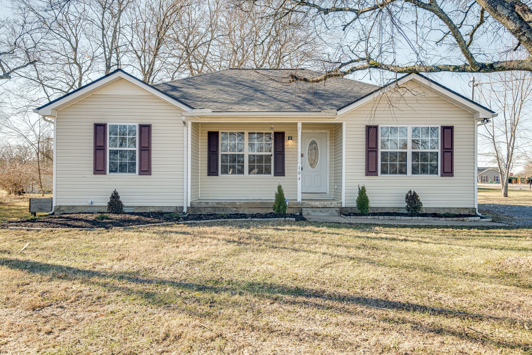 104 S Sunny Ridge Ct