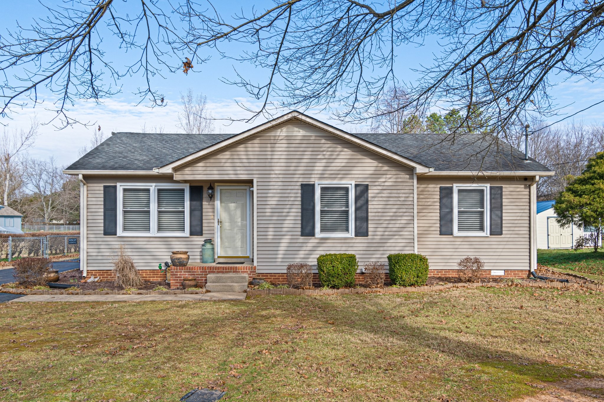 2723 Fawnwood Dr