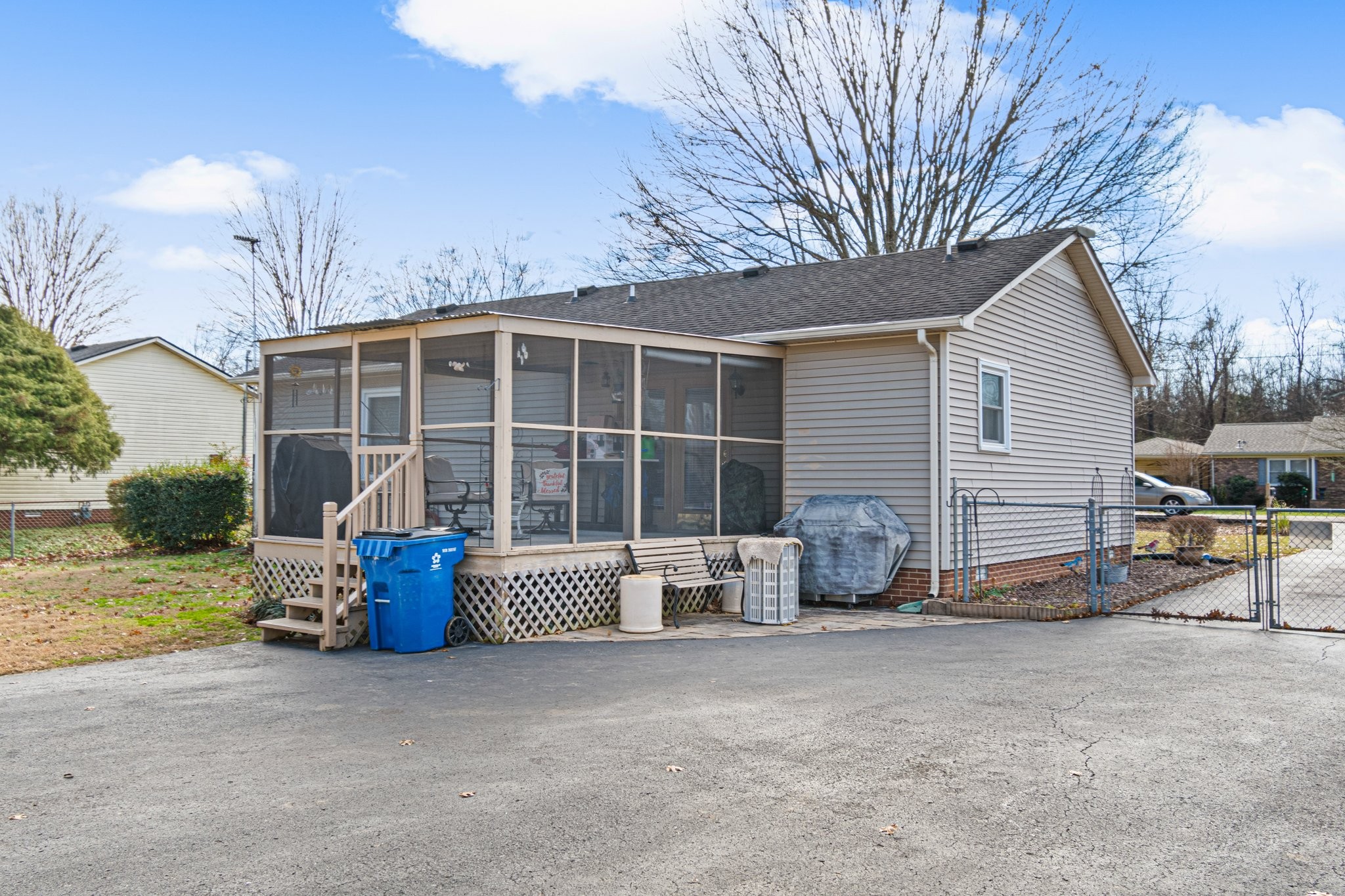 2723 Fawnwood Dr