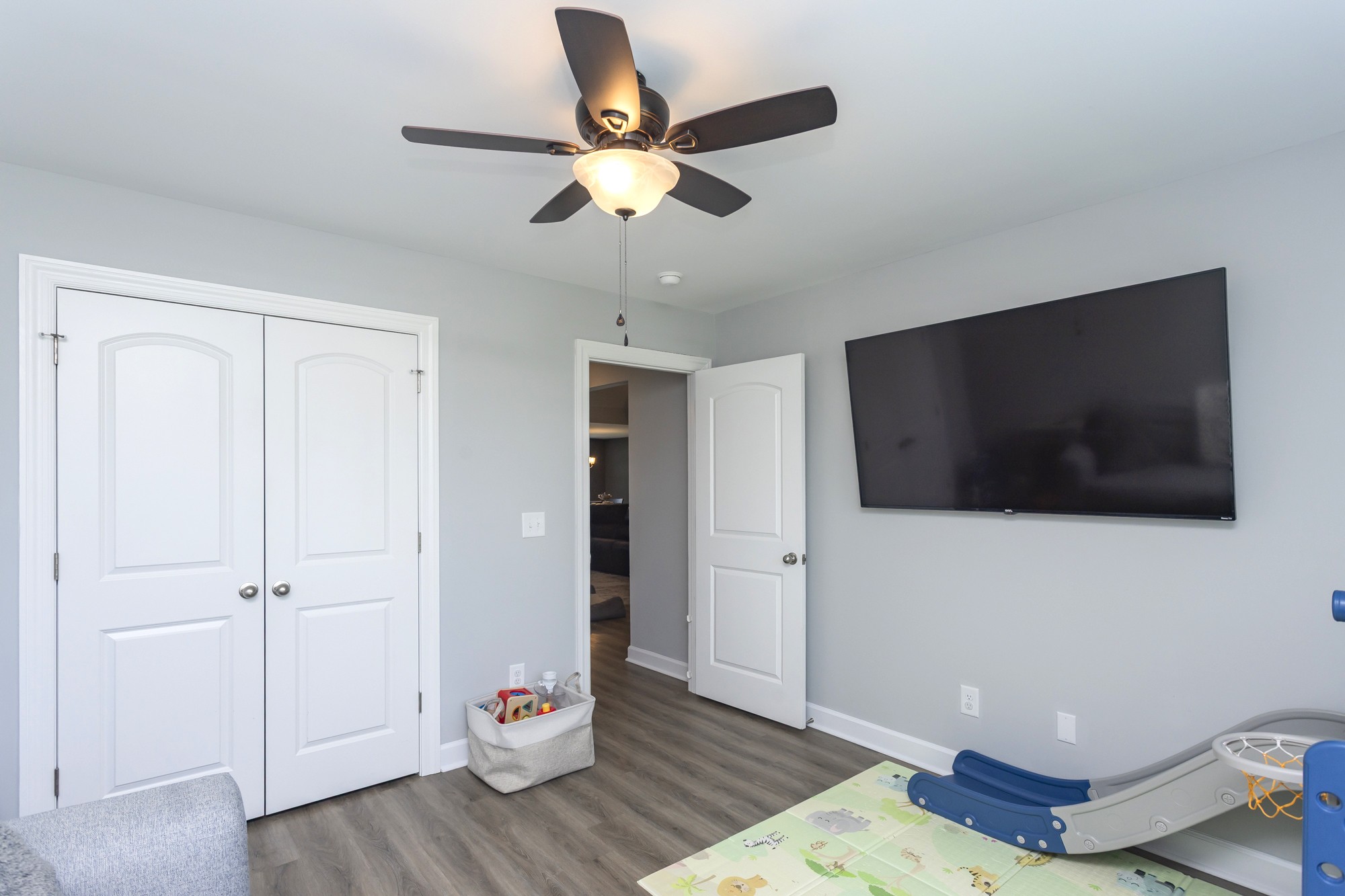 16 Pinnacle Point Ln