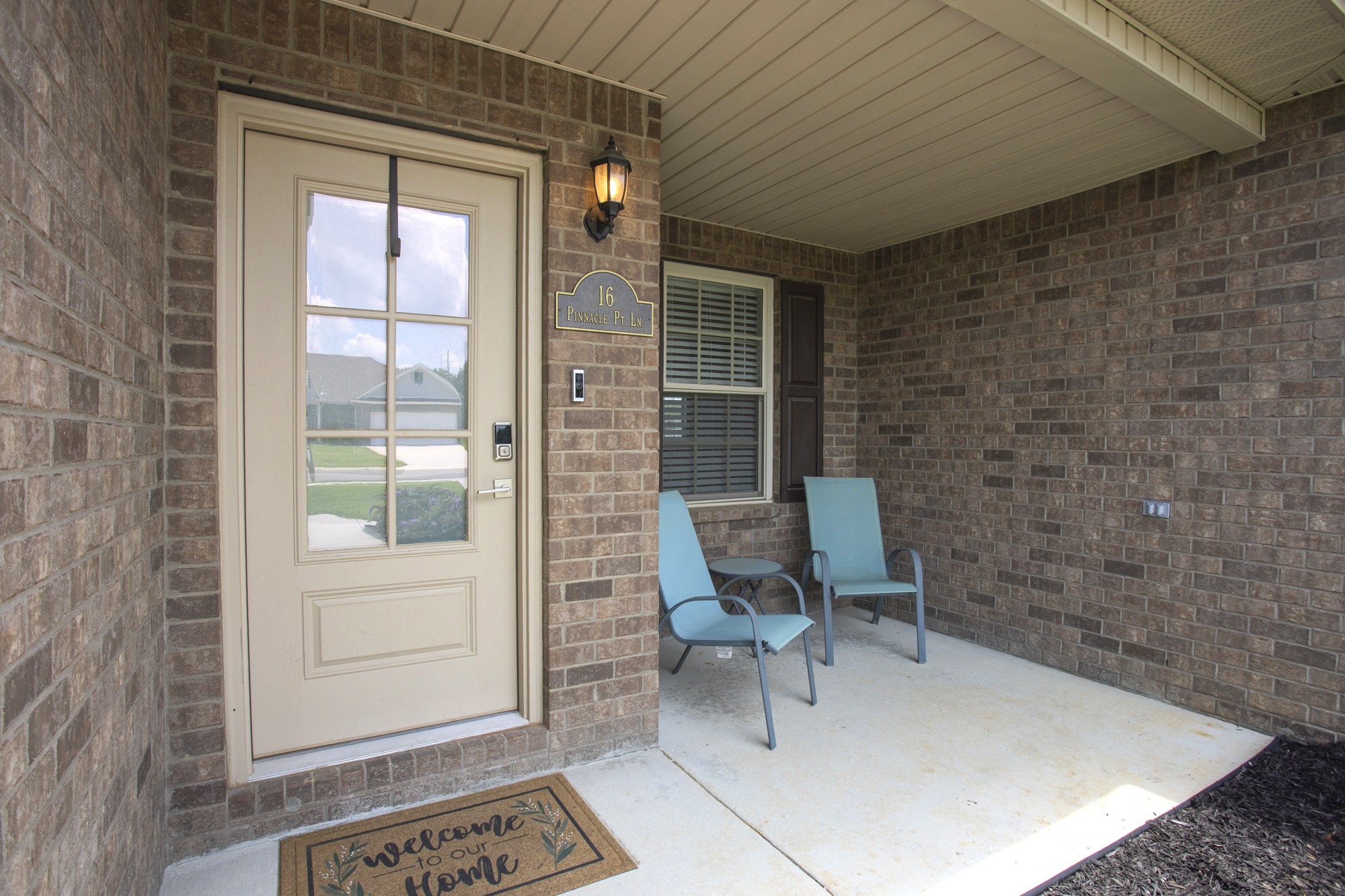 16 Pinnacle Point Ln