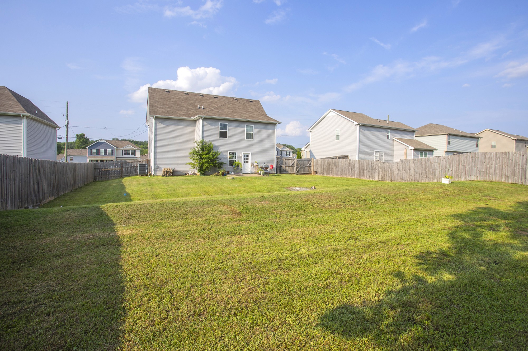 733 Hollandale Rd