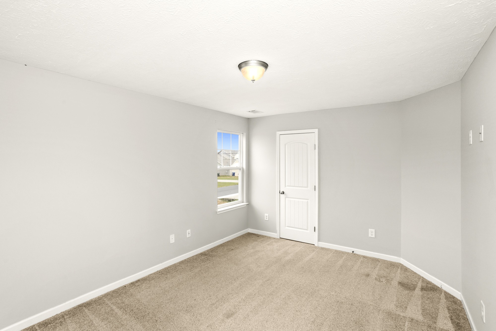 733 Hollandale Rd