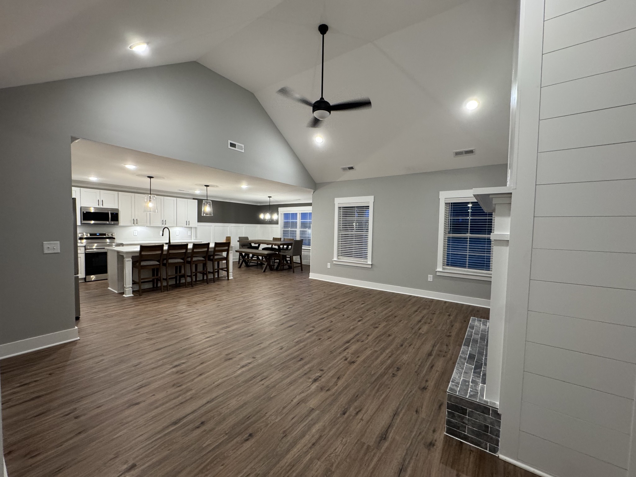 83 Copperas Creek Falls Rd