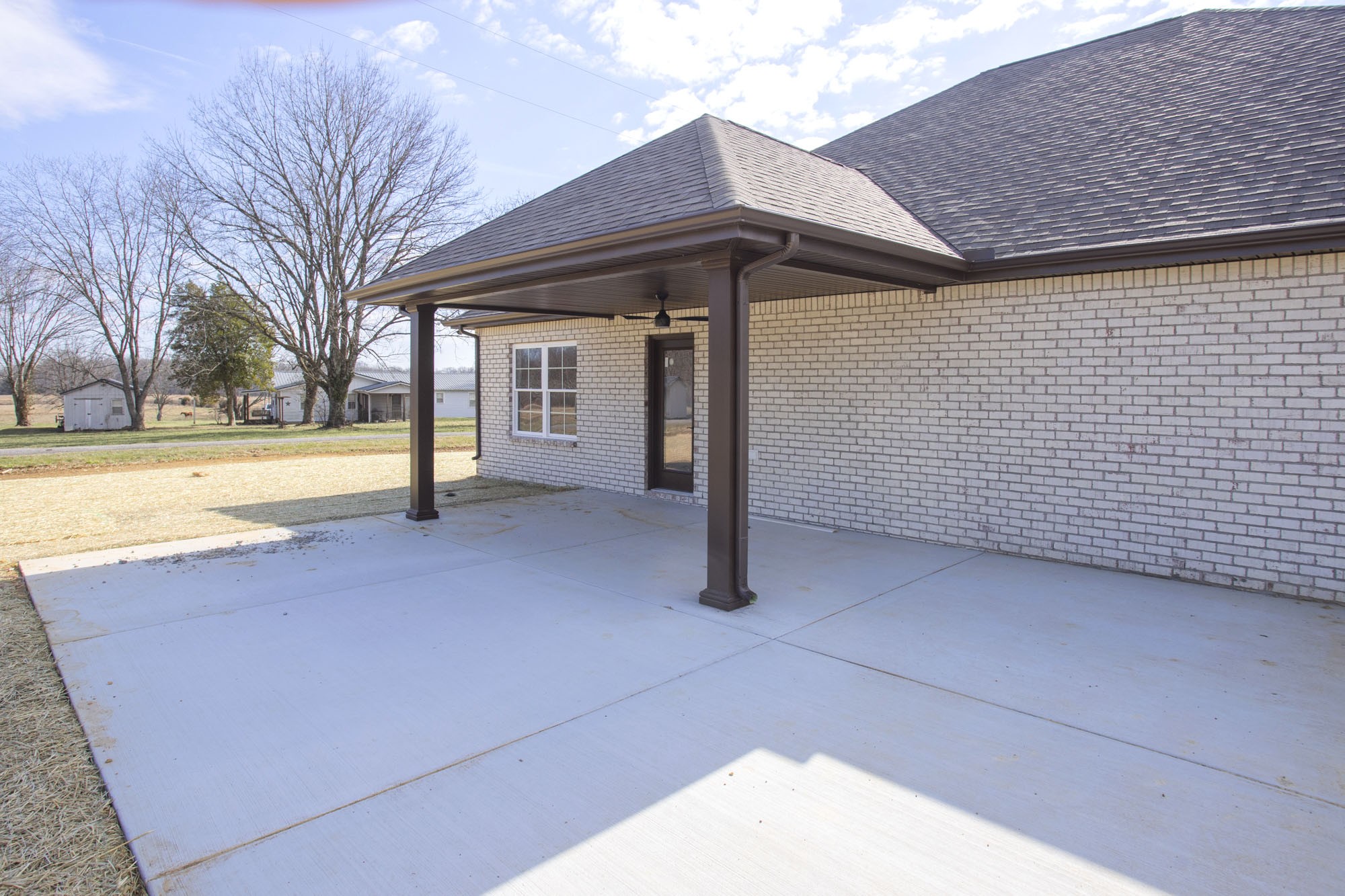 381 Copperas Creek Rd