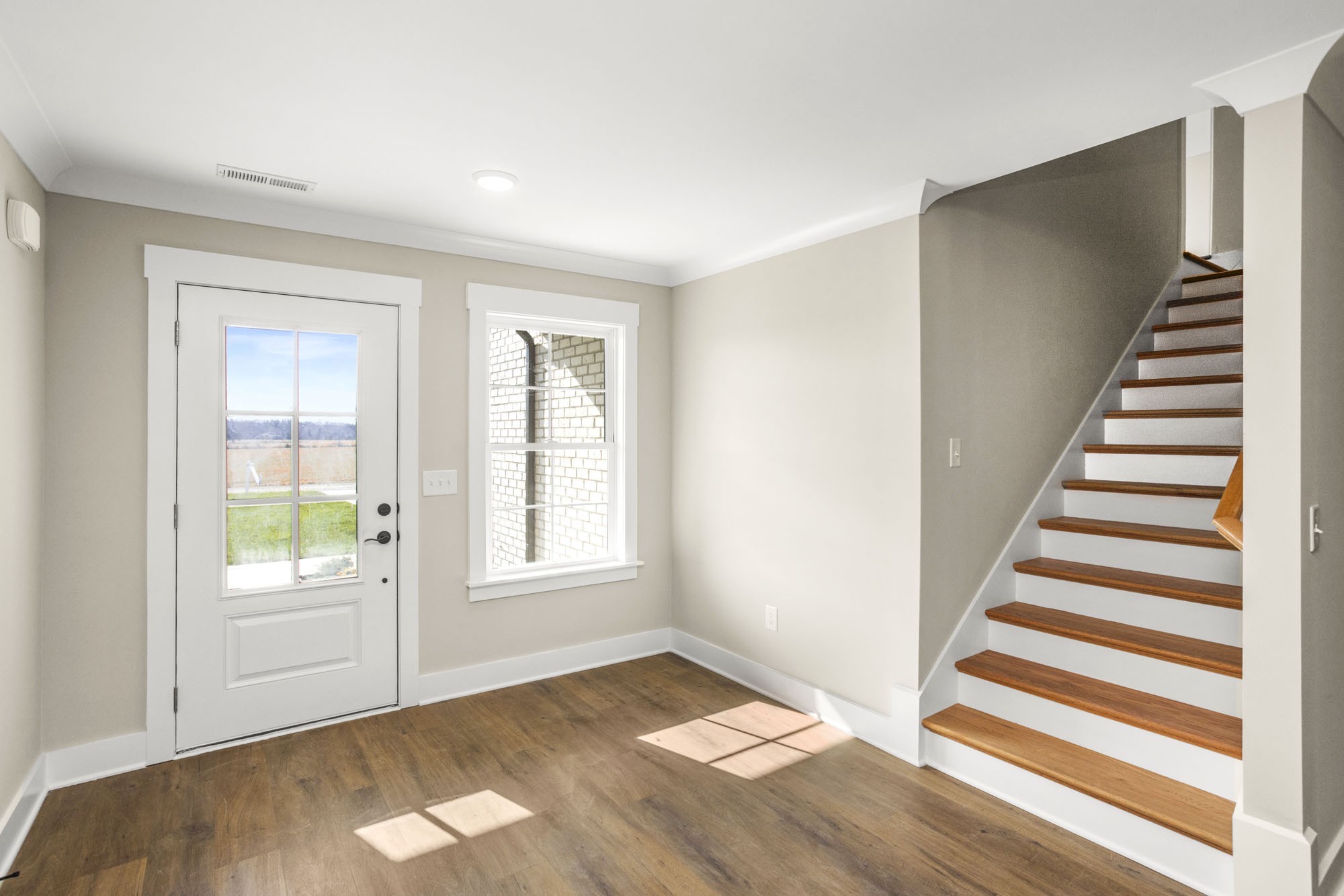 381 Copperas Creek Rd