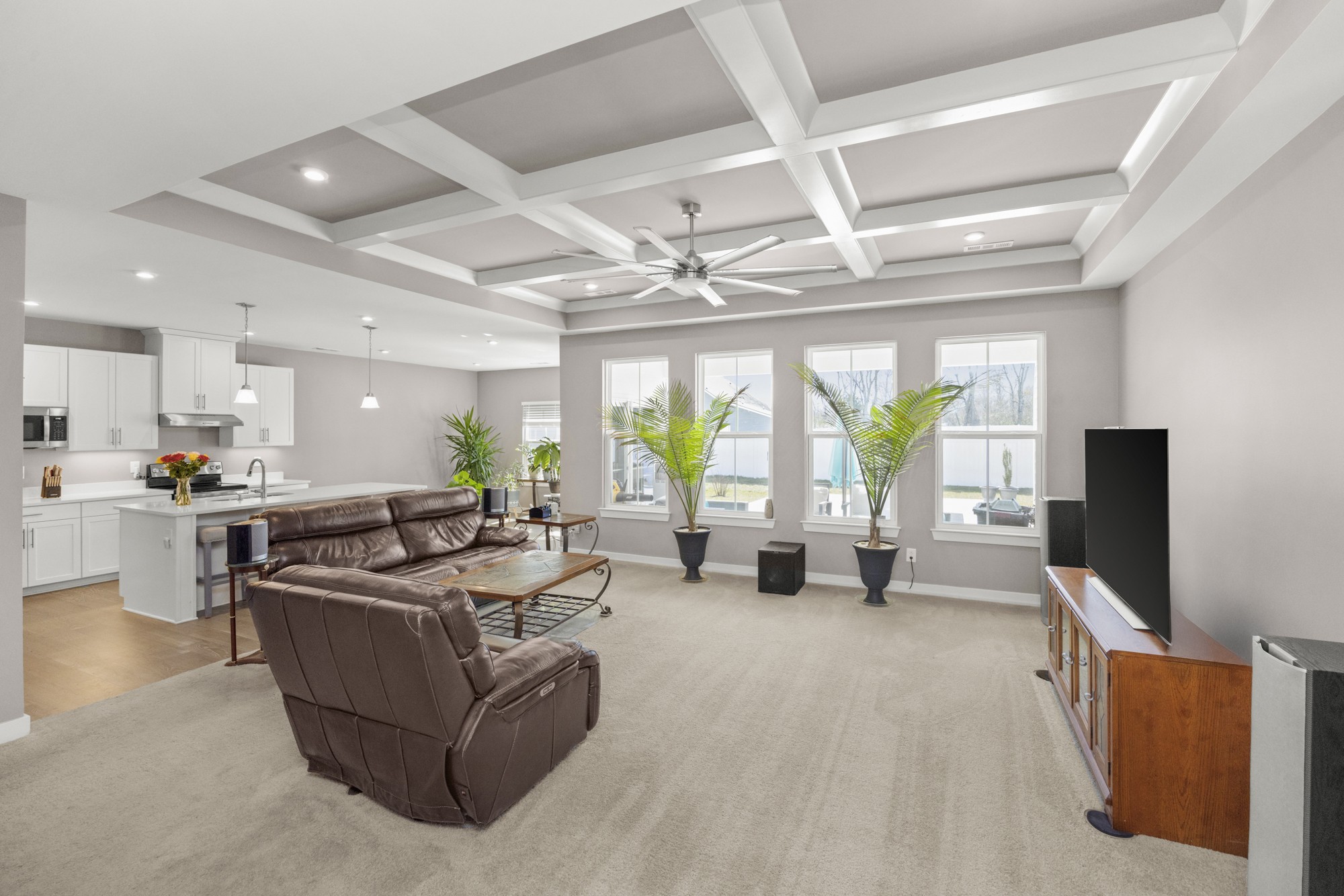 2111 Hideaway Ln