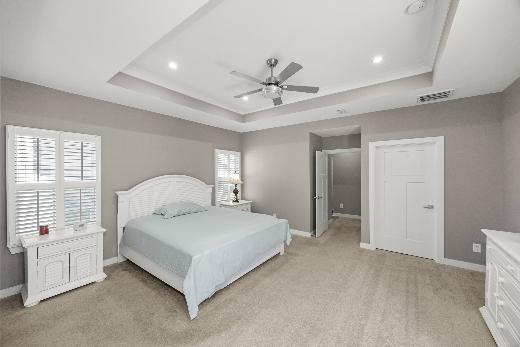 2111 Hideaway Ln