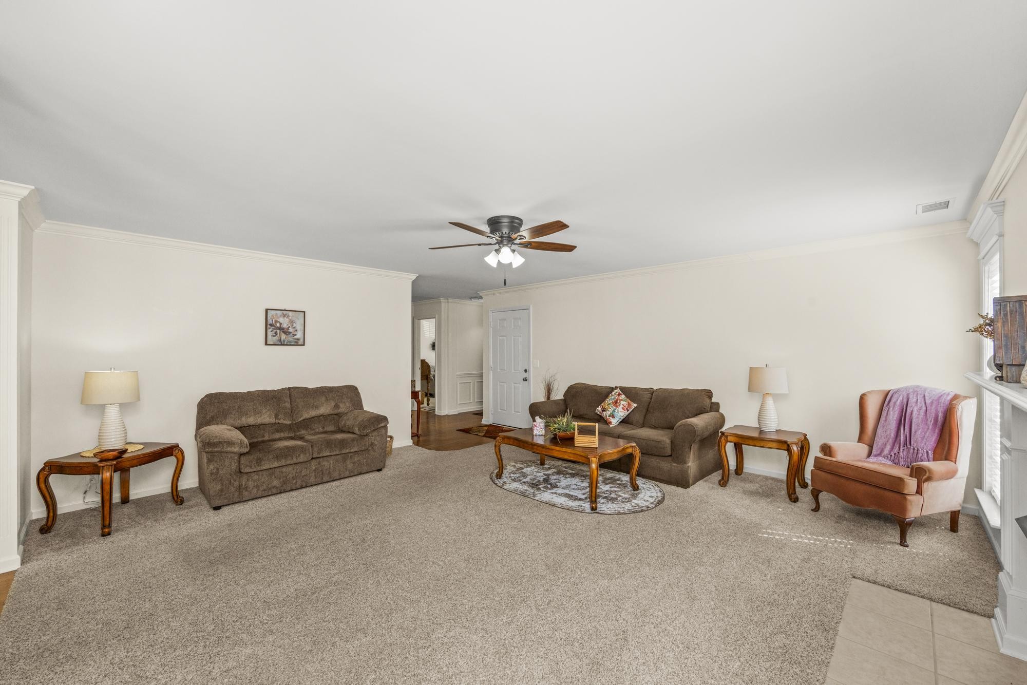 3323 Berryside Dr