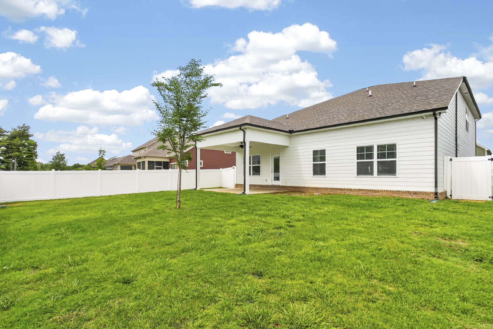 3415 Plum Leaf Pl
